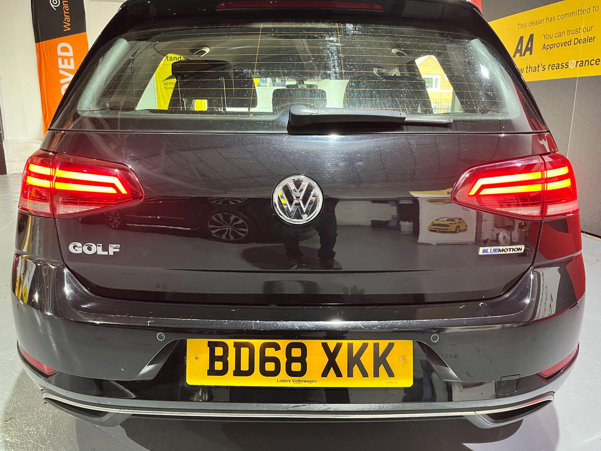 Volkswagen Golf view 59