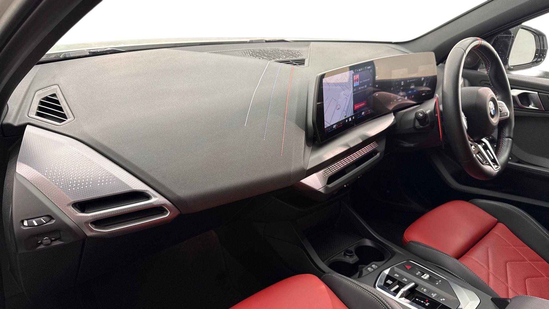 BMW 1 Series view 7