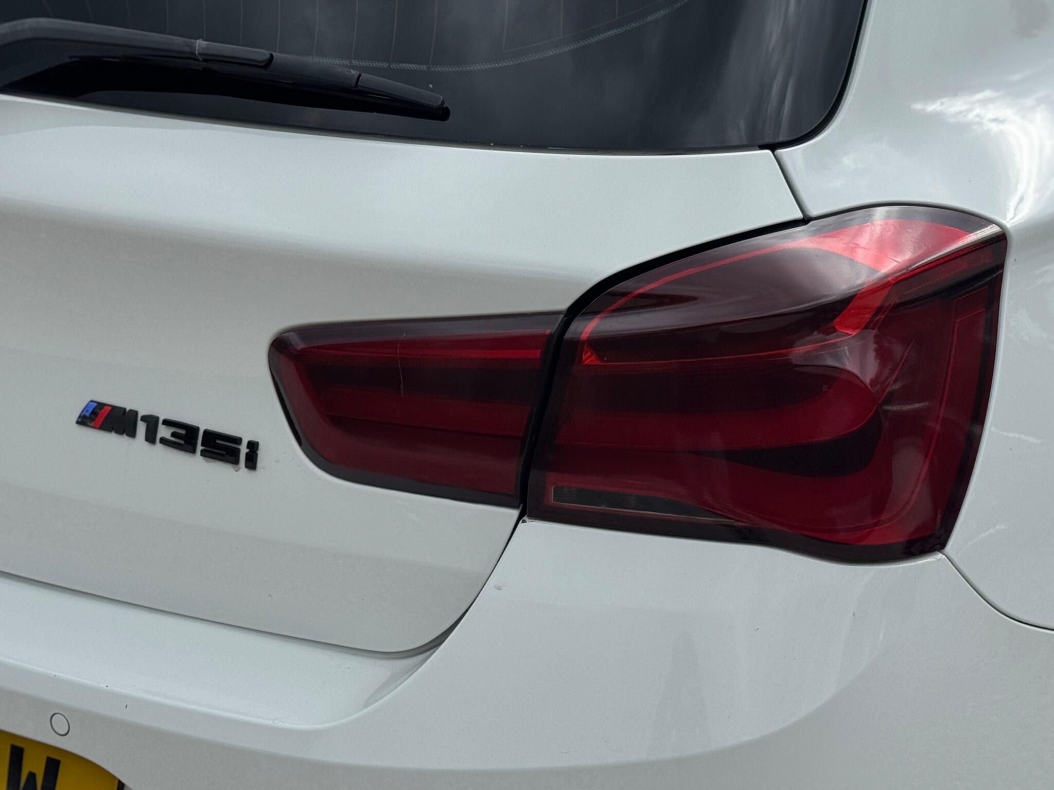 BMW 1 Series view 70