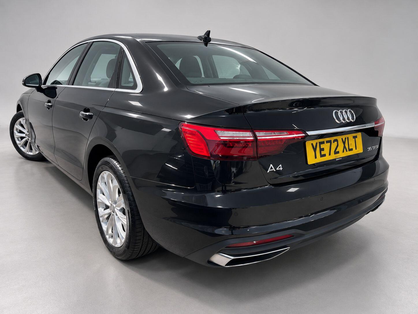 Audi A4 view 13