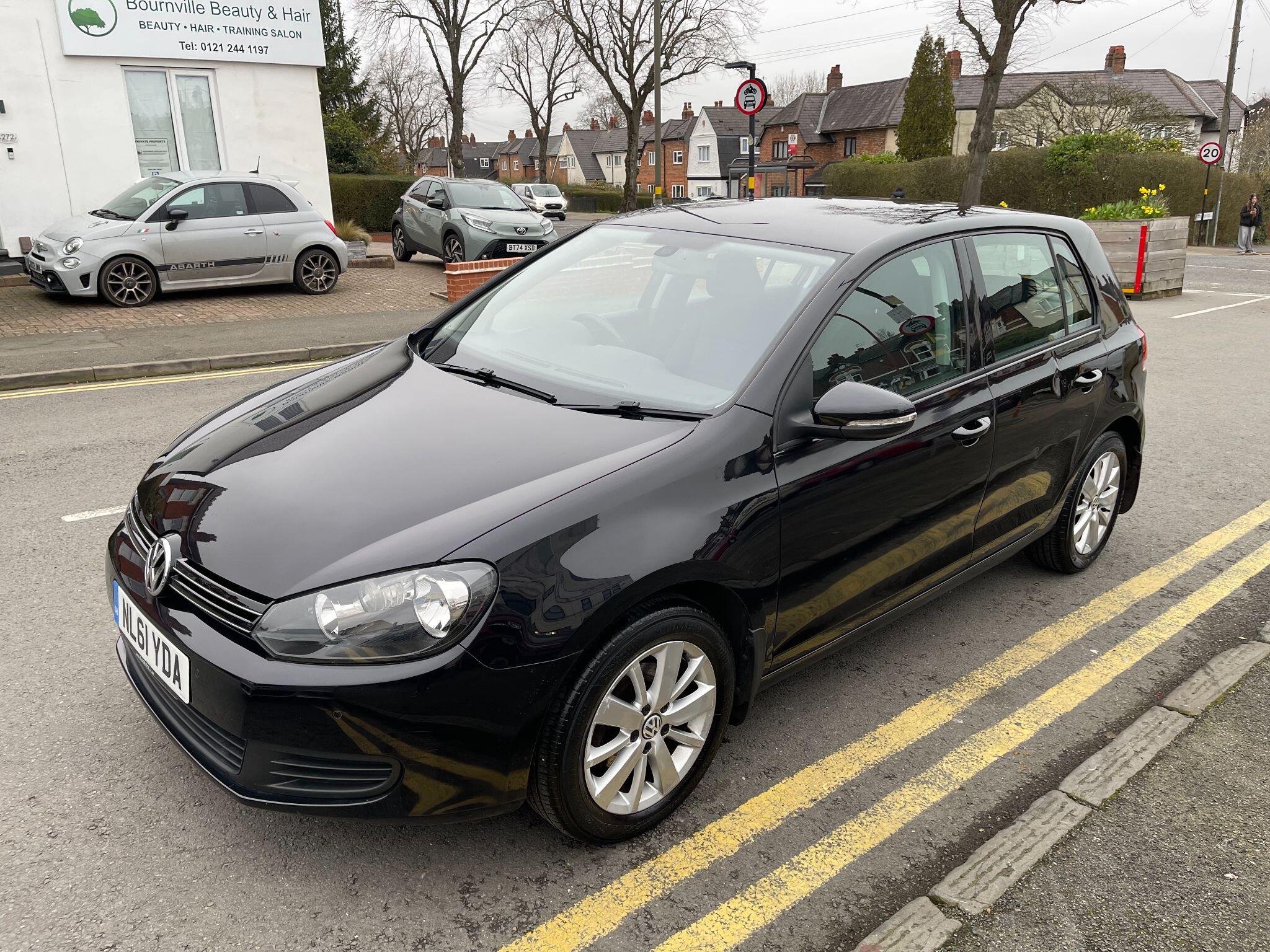 Volkswagen Golf view 19