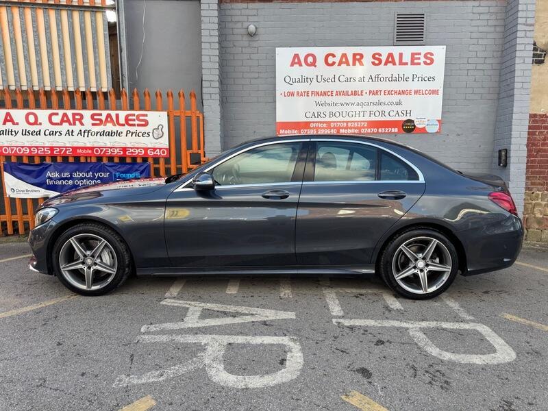 Mercedes-Benz C Class view 4