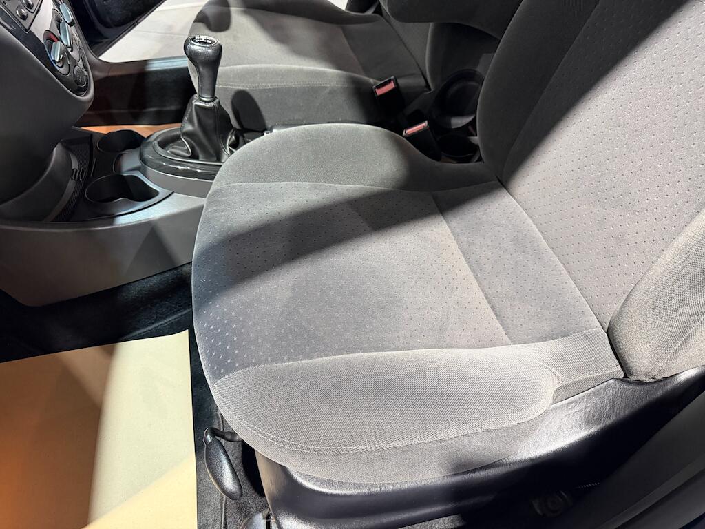 Ford Focus view 29