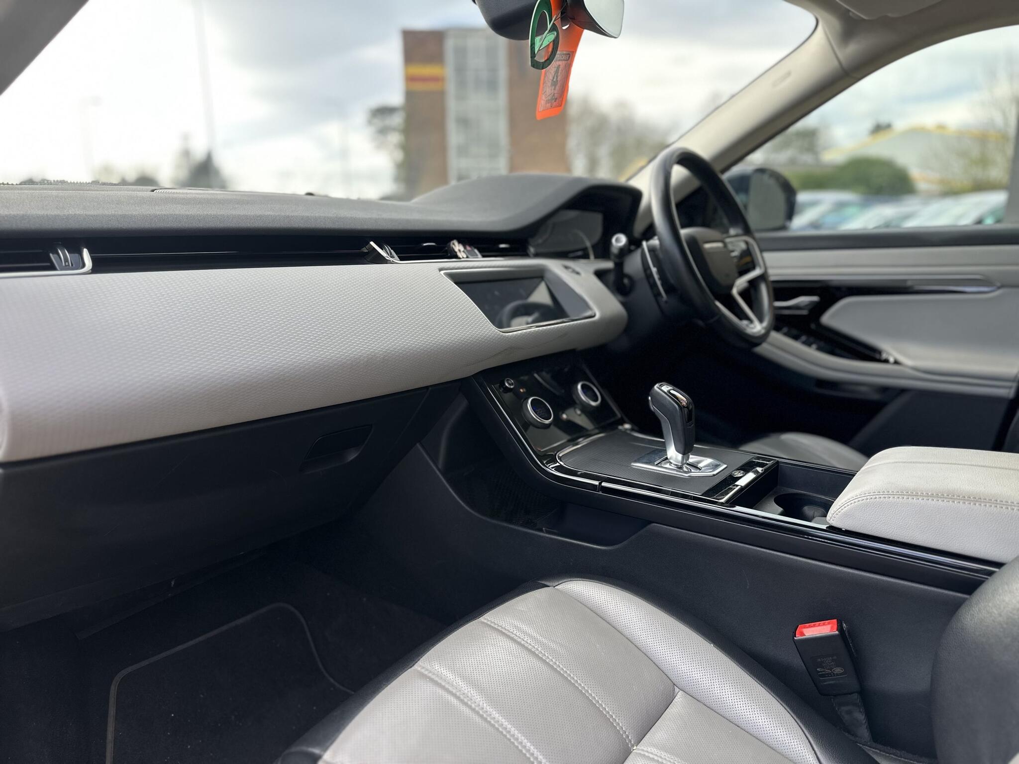 Land Rover Range Rover Evoque view 14