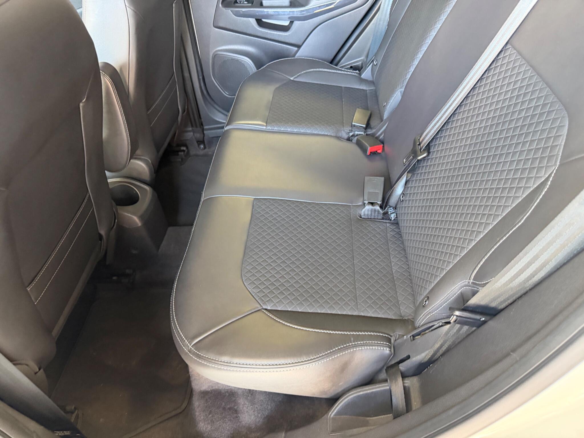Ford Ecosport view 79
