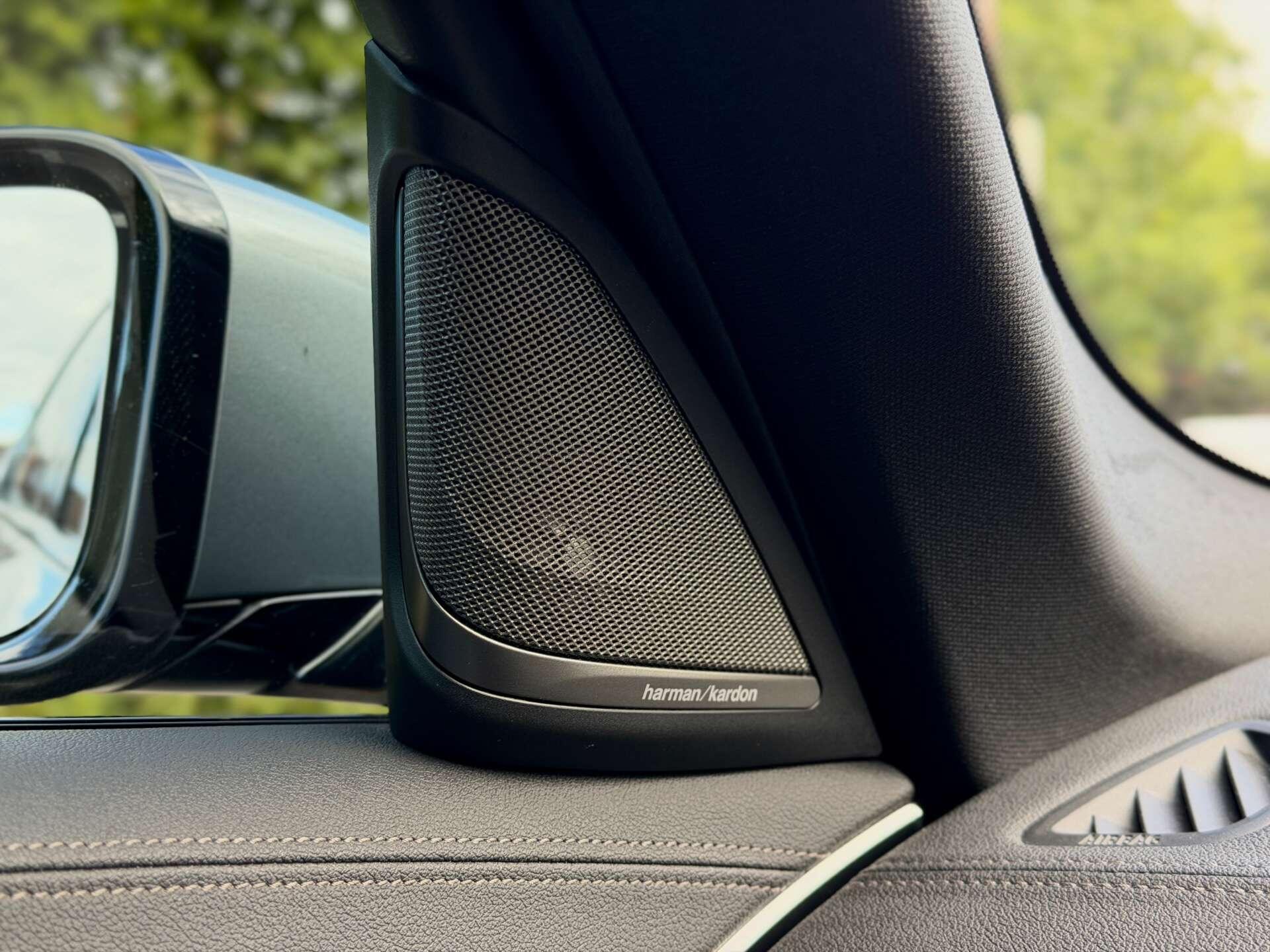 BMW 5 Series view 43