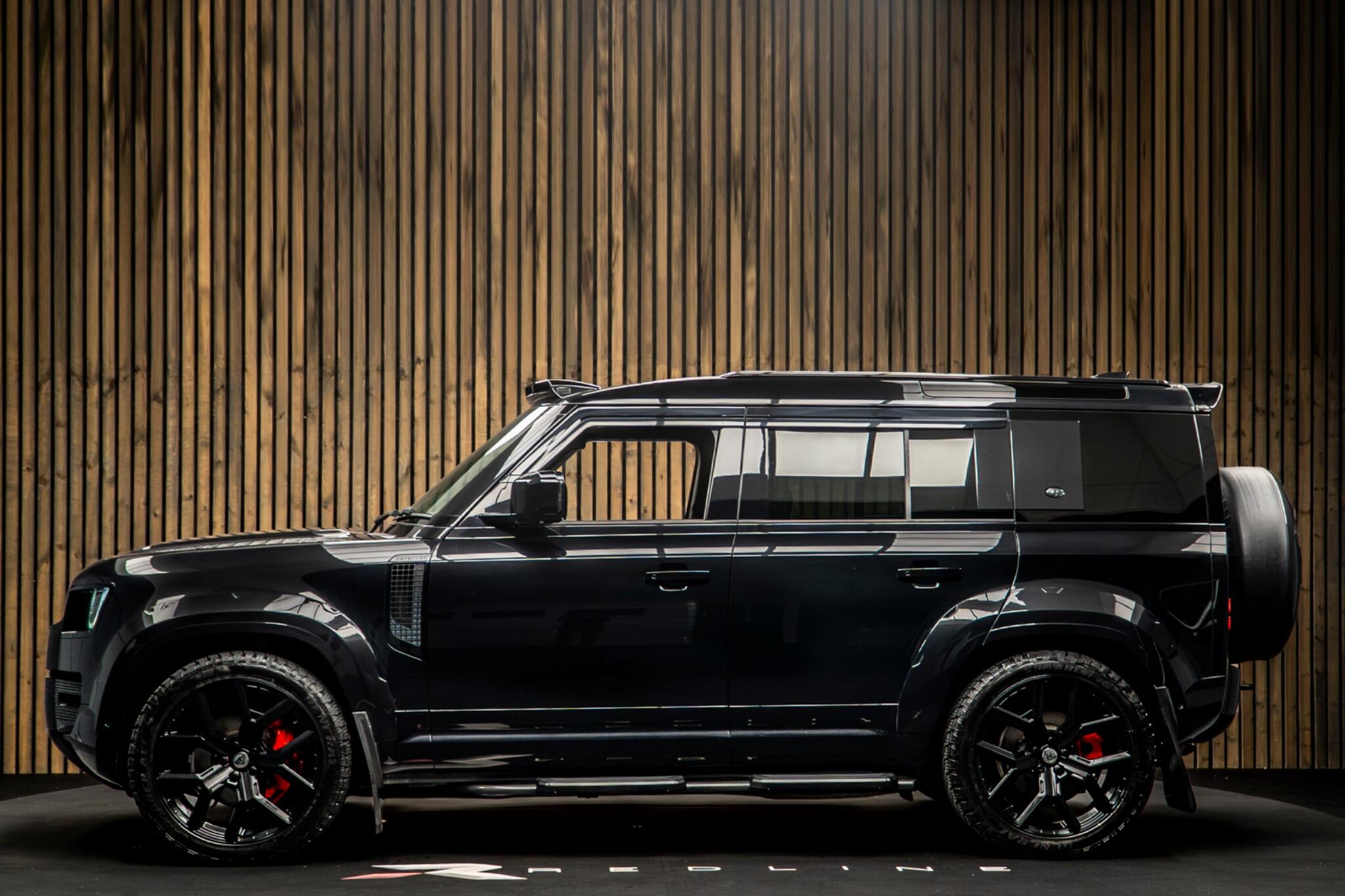 Land Rover Defender 110 view 7