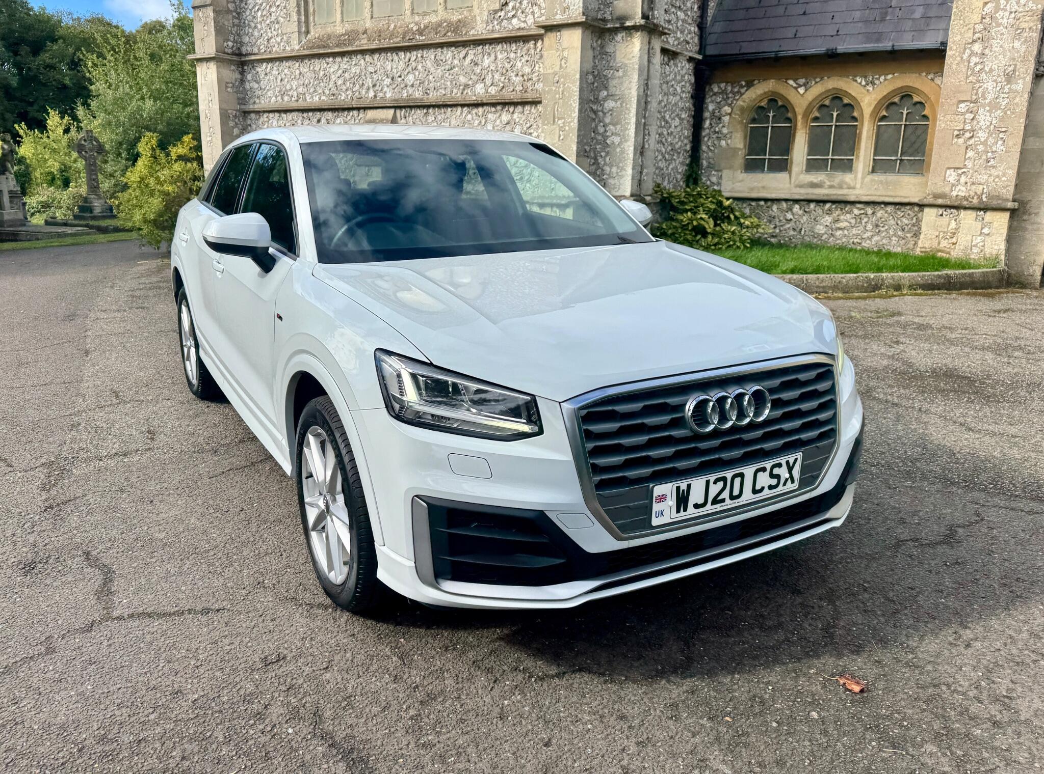 Audi Q2 view 2