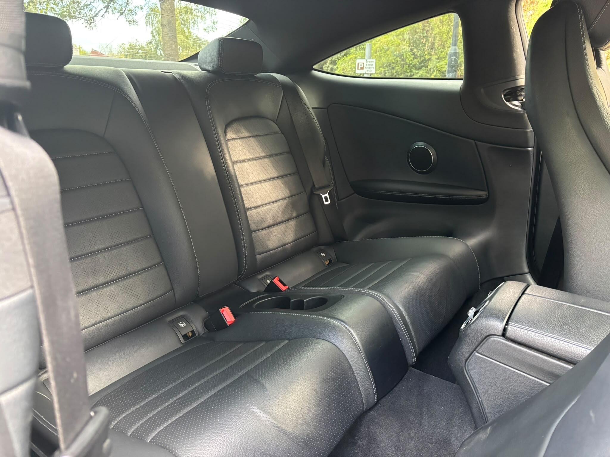Mercedes-Benz C-Class view 19