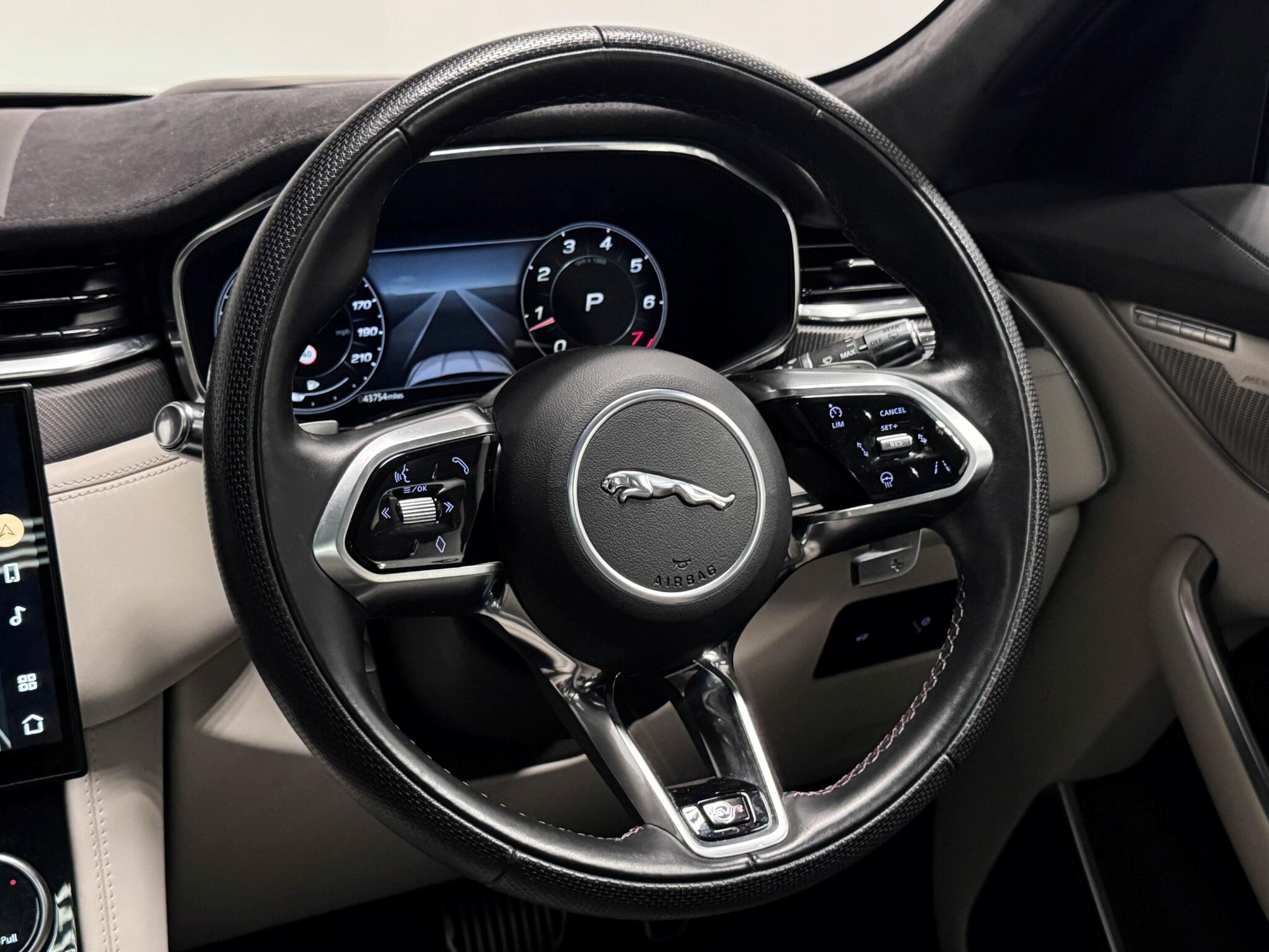 Jaguar F-Pace view 30