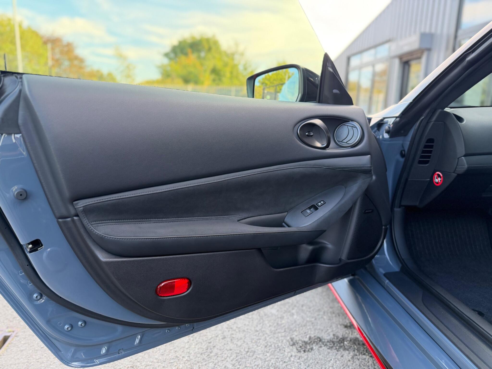 Nissan Fairlady view 41