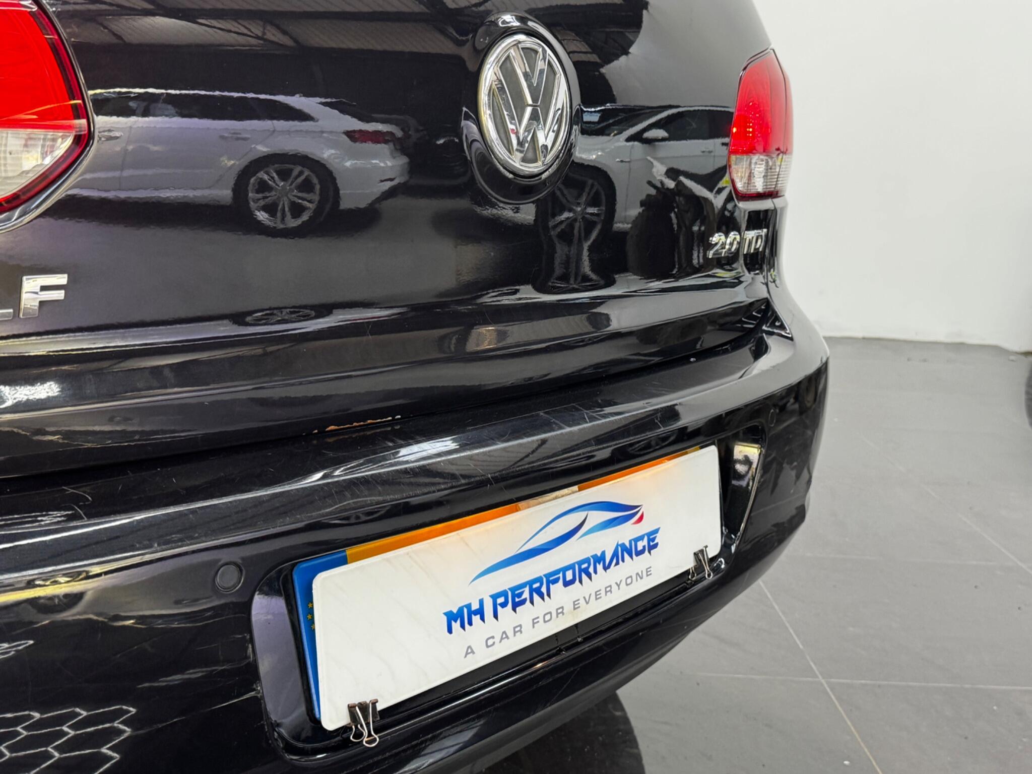 Volkswagen Golf view 23