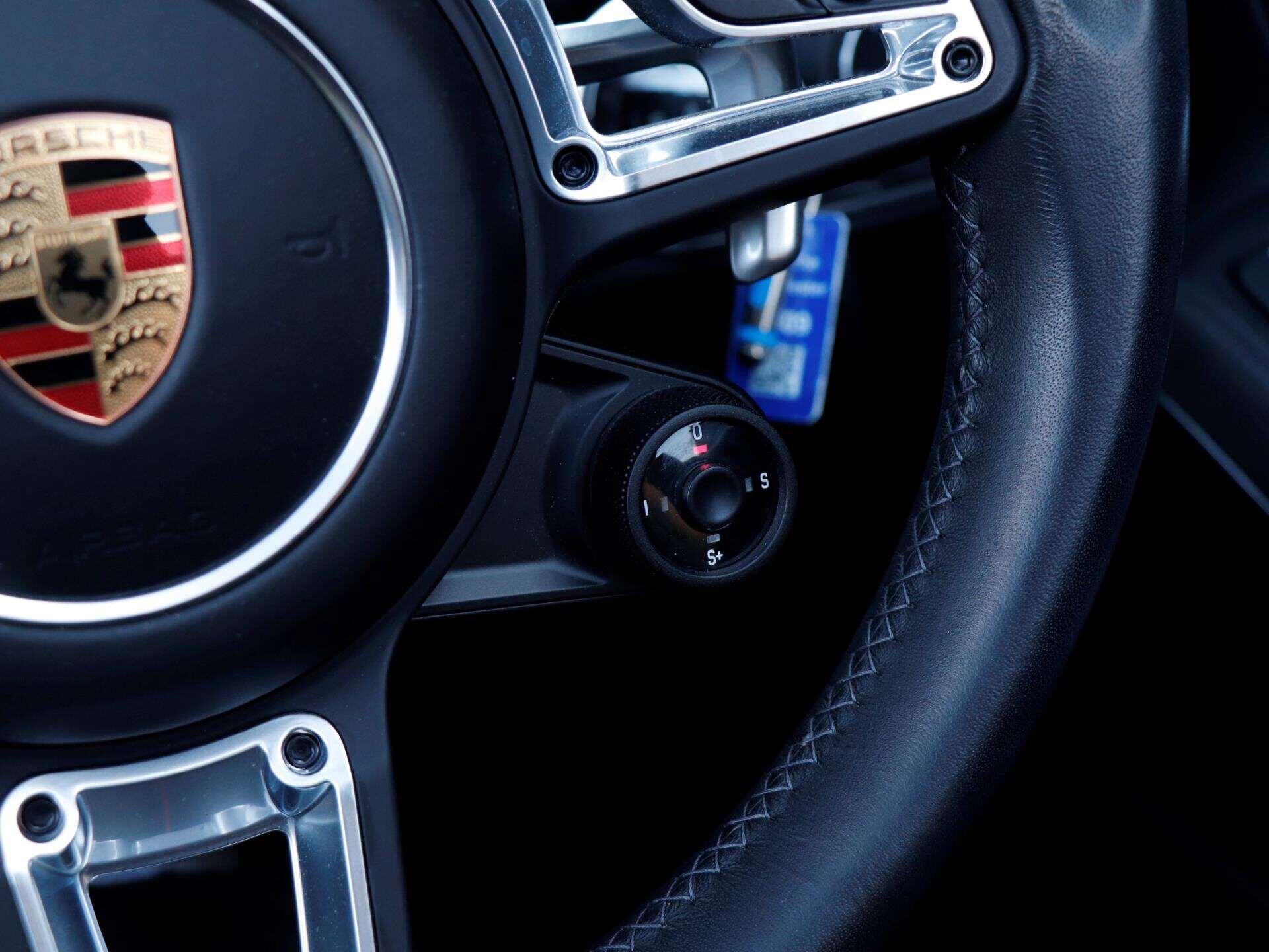 Porsche Boxster view 21