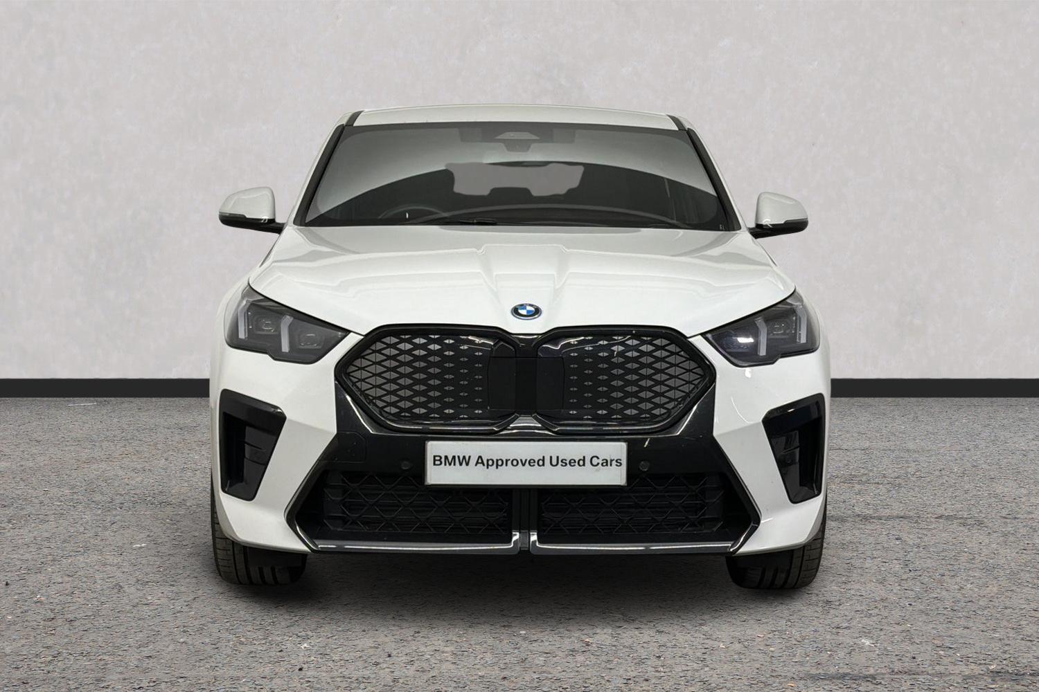 BMW iX2 view 17