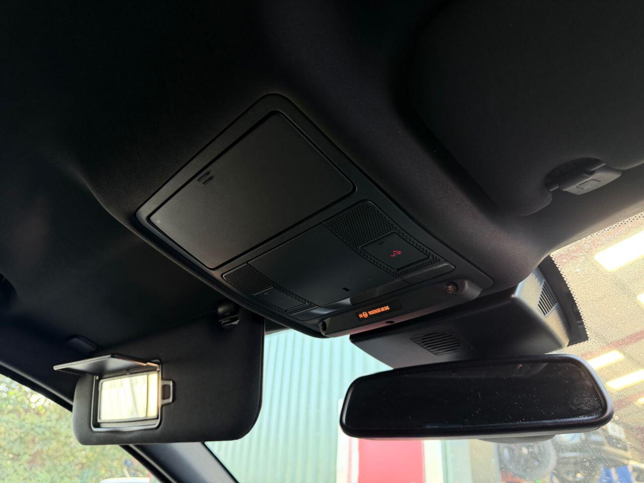 Jaguar XF view 48