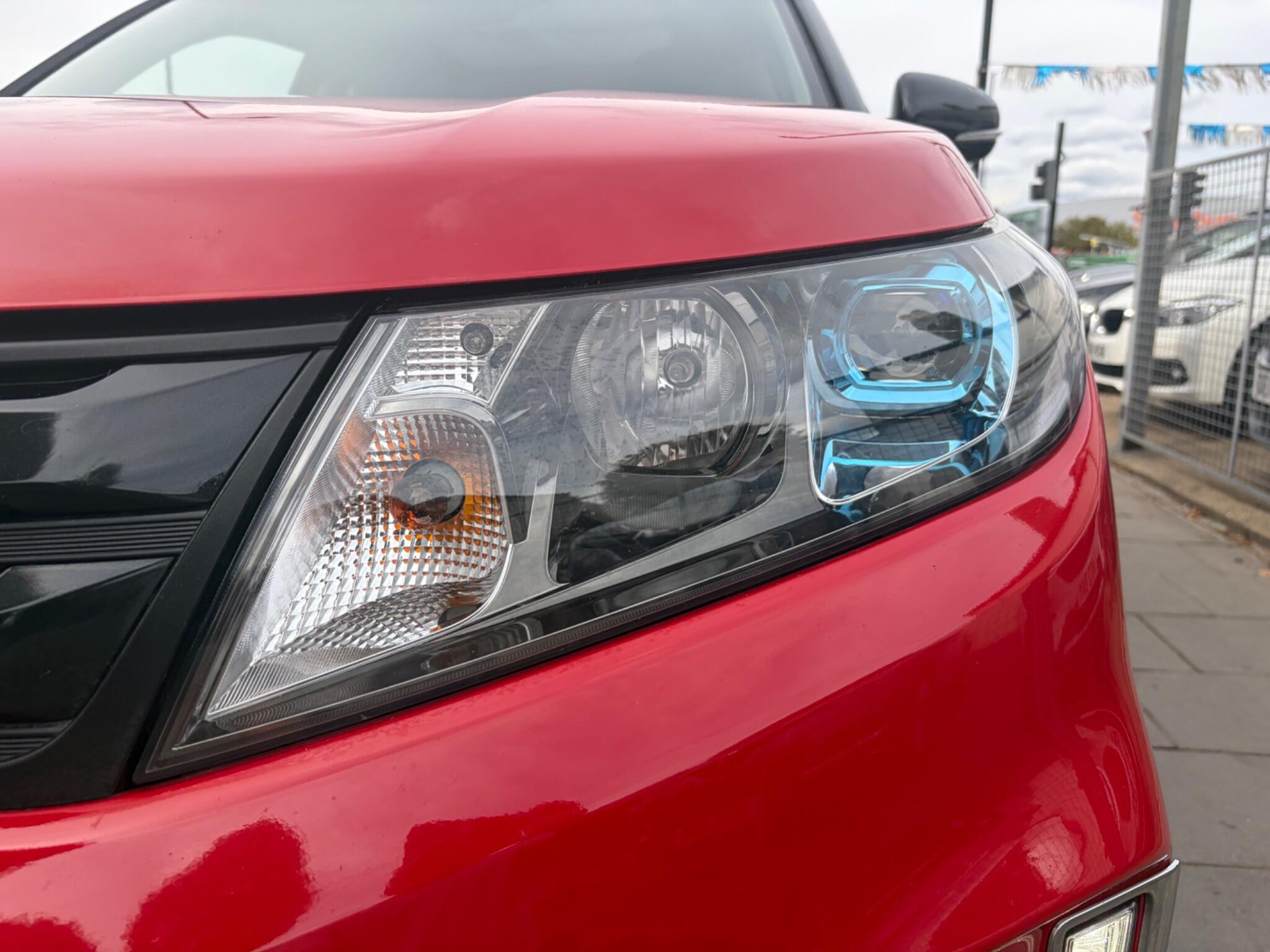 Suzuki Vitara view 11
