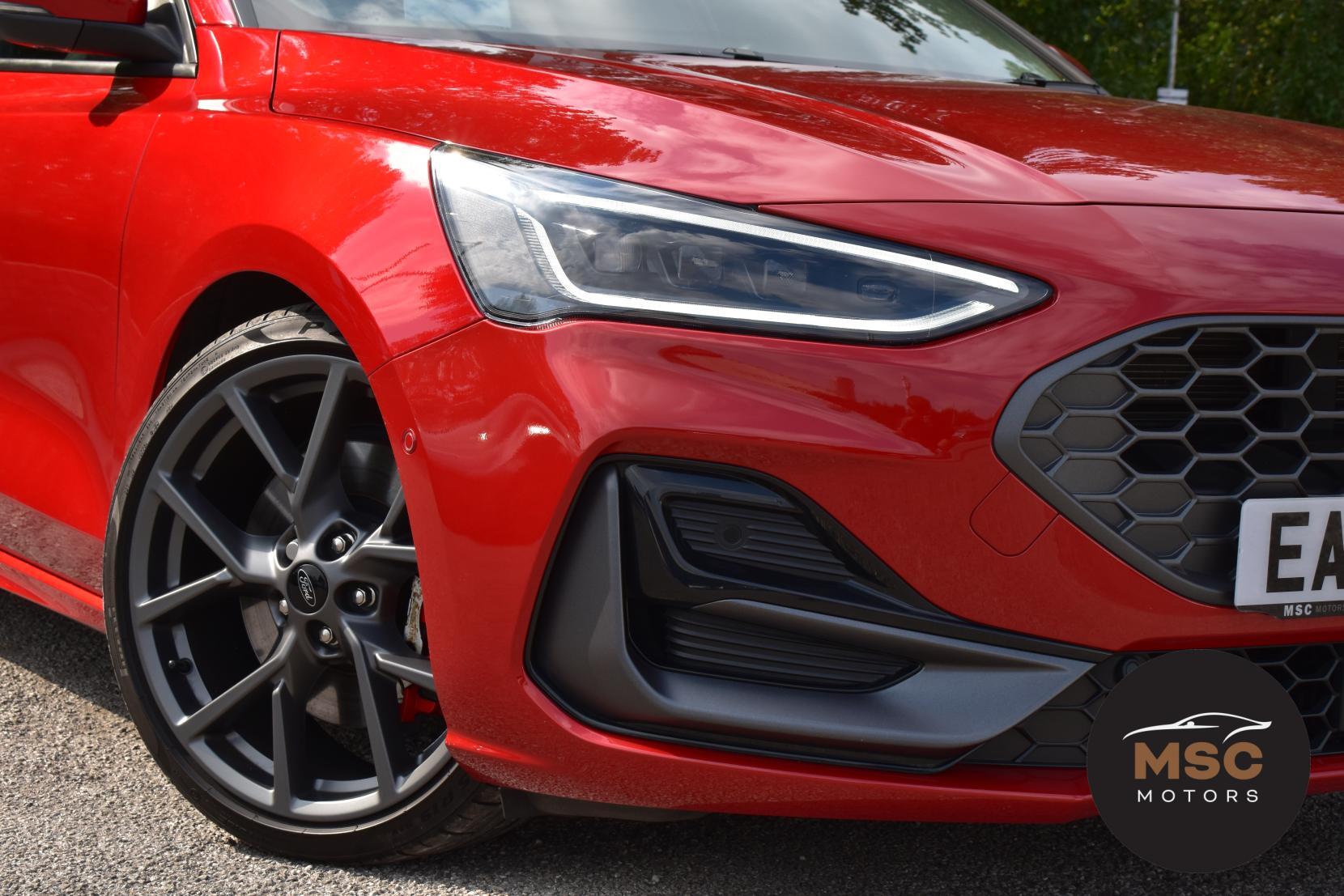 Ford Focus view 26