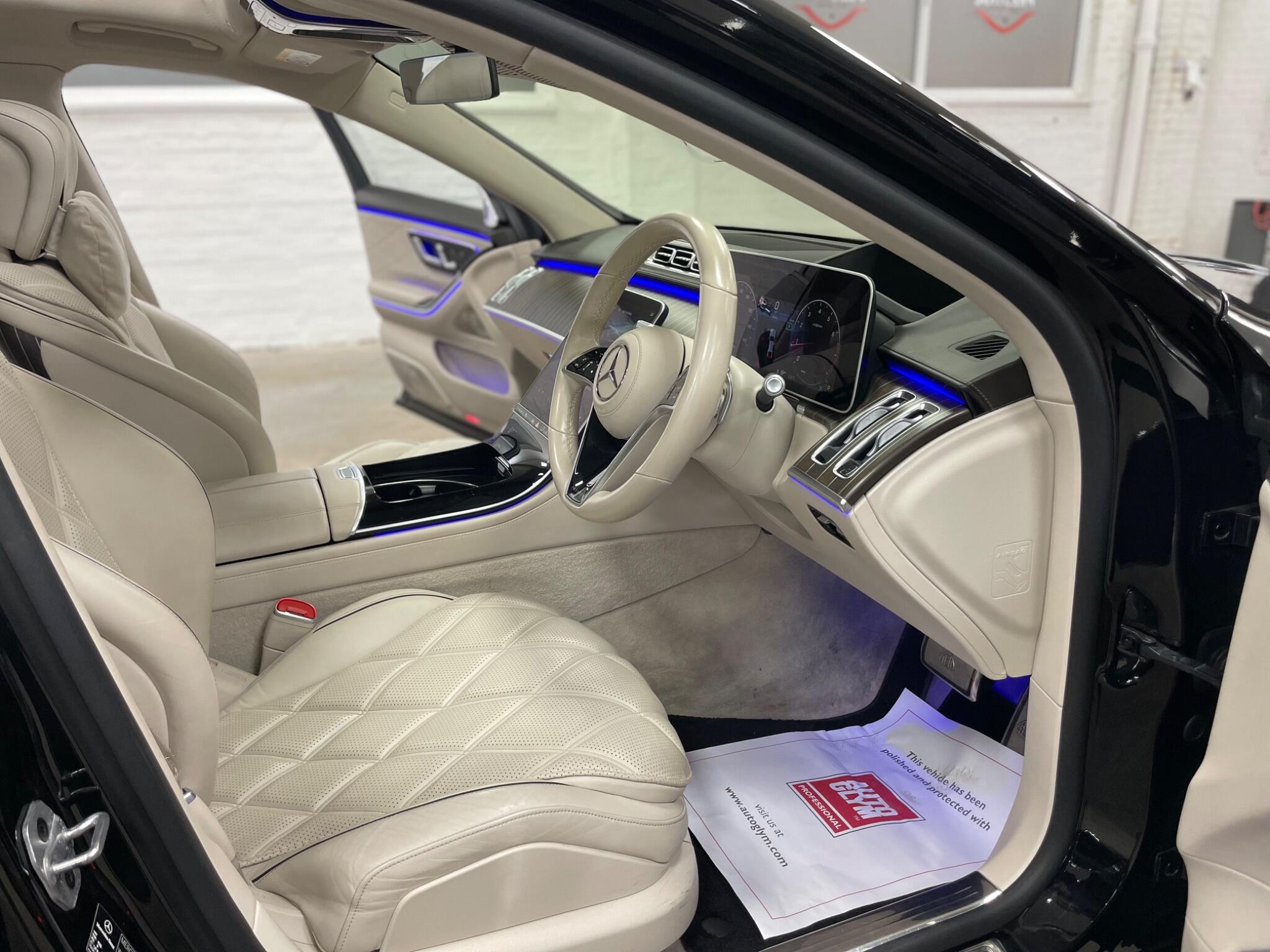 Mercedes-Benz S-Class view 30