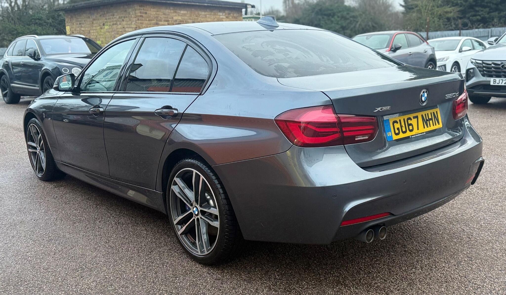 BMW 3 Series view 5