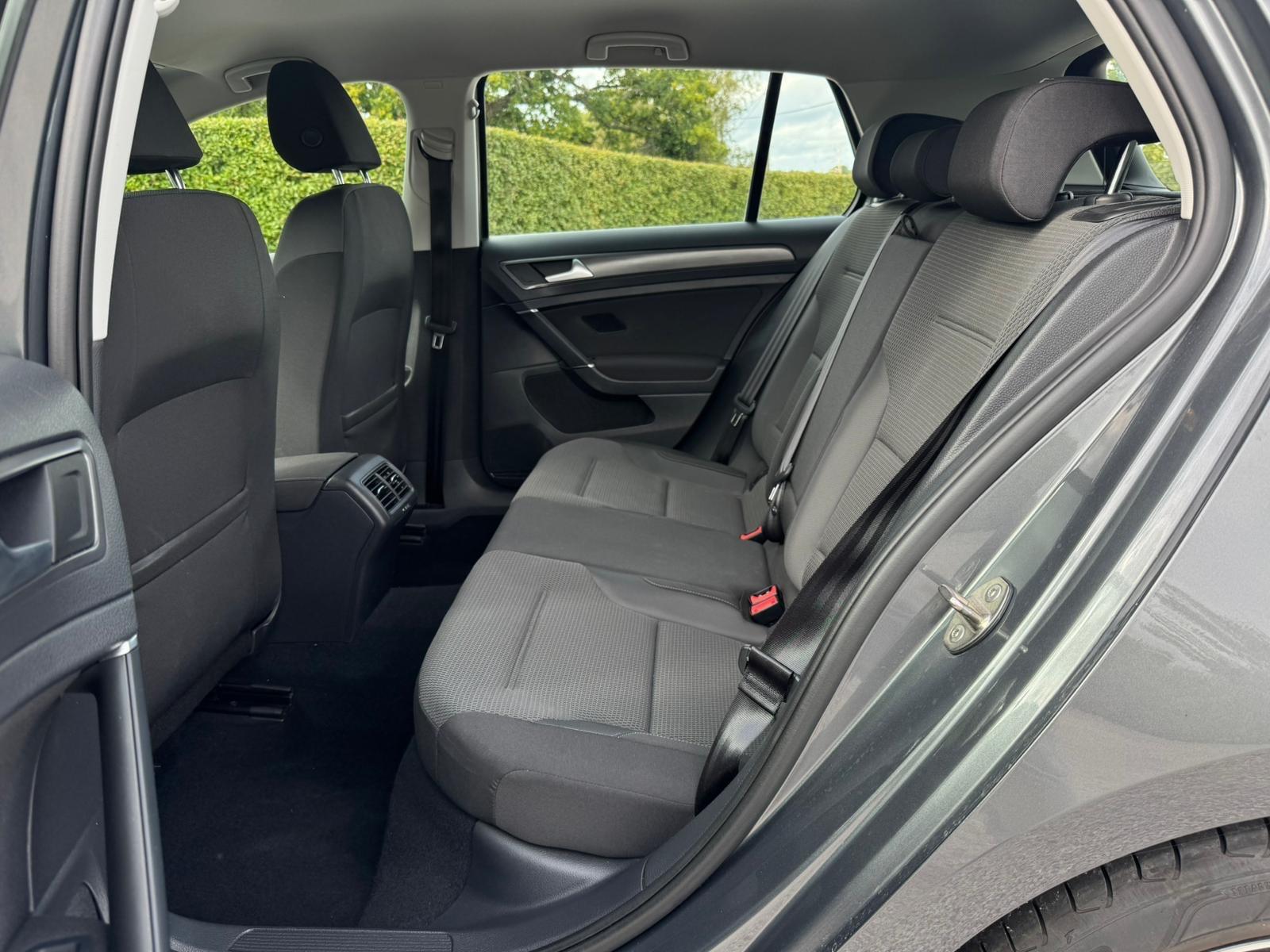 2018 Volkswagen Golf 1.5 TSI EVO SE Nav Euro 6 (s/s) 5dr • 98,000 miles image 17
