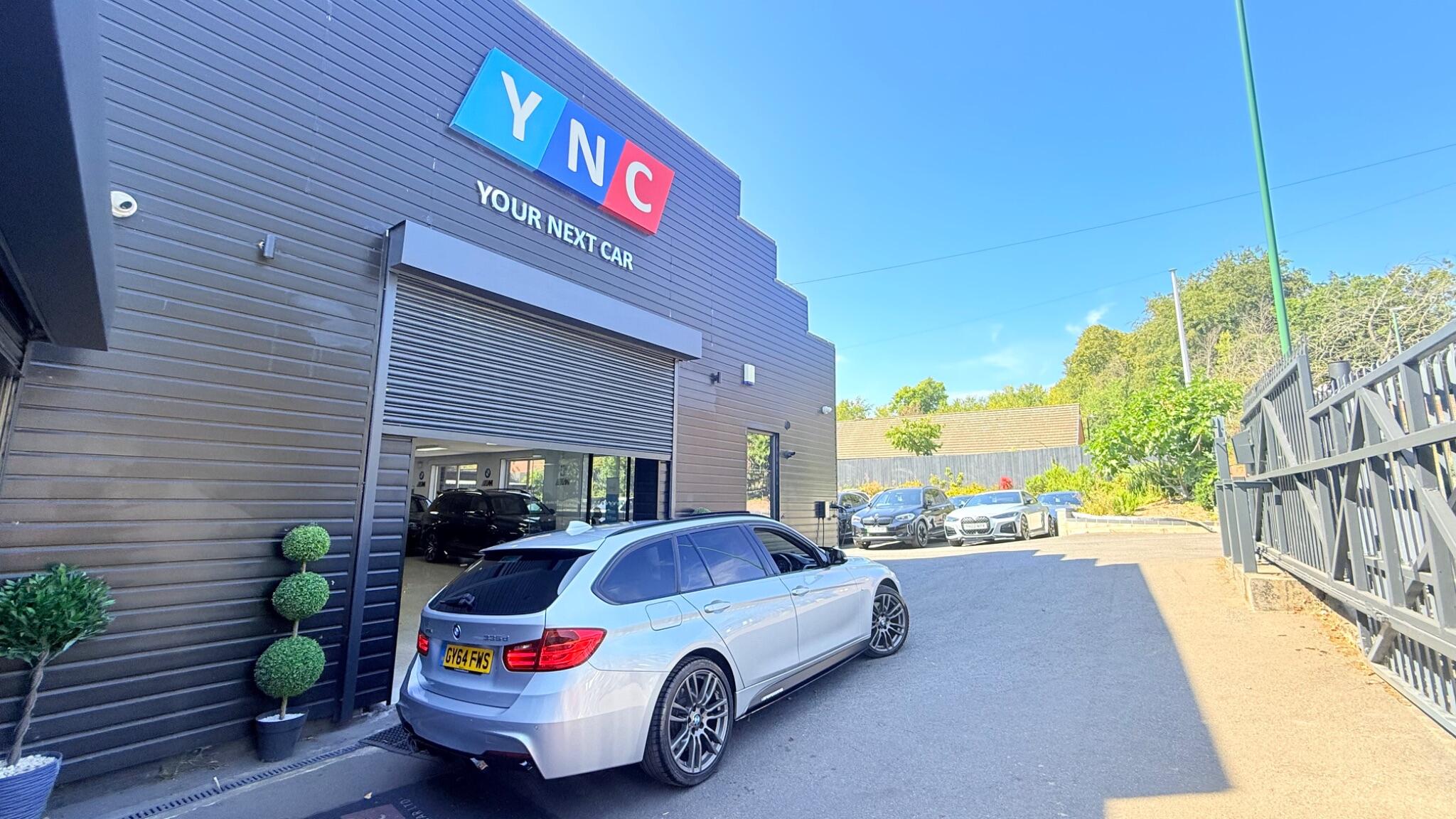 BMW 3 Series view 26