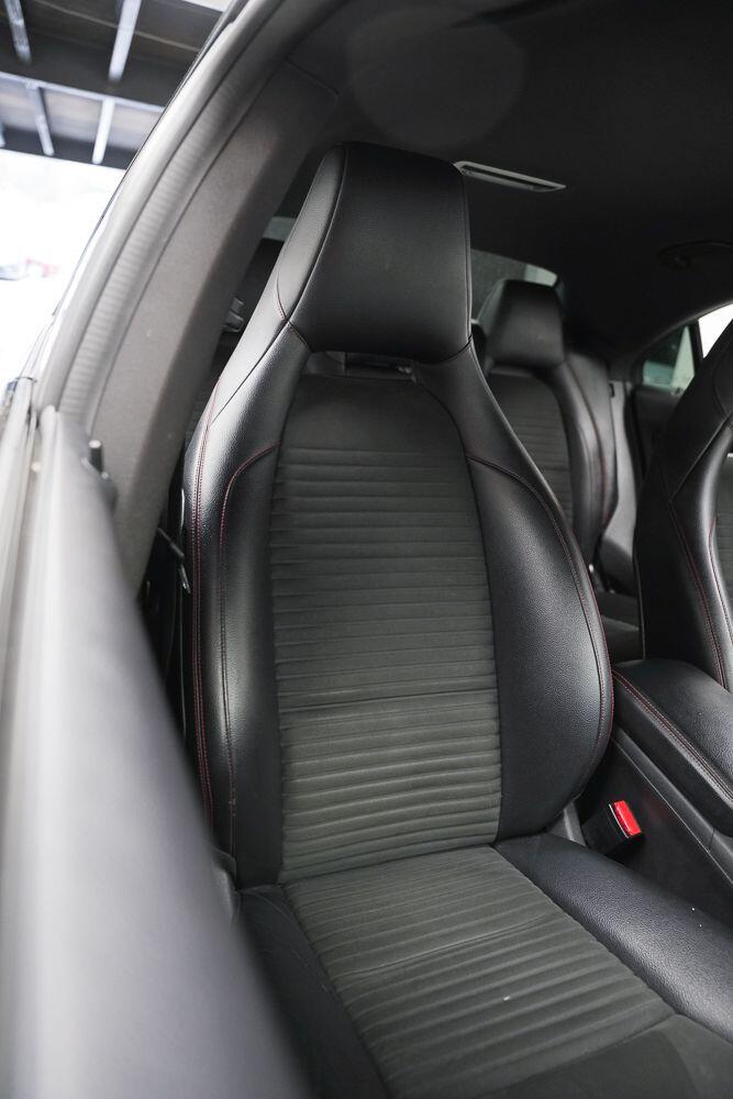 Mercedes-Benz Cla view 12