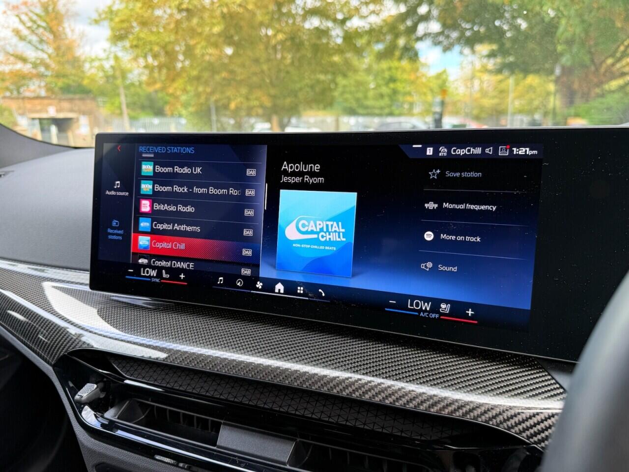 BMW 3 Series view 20