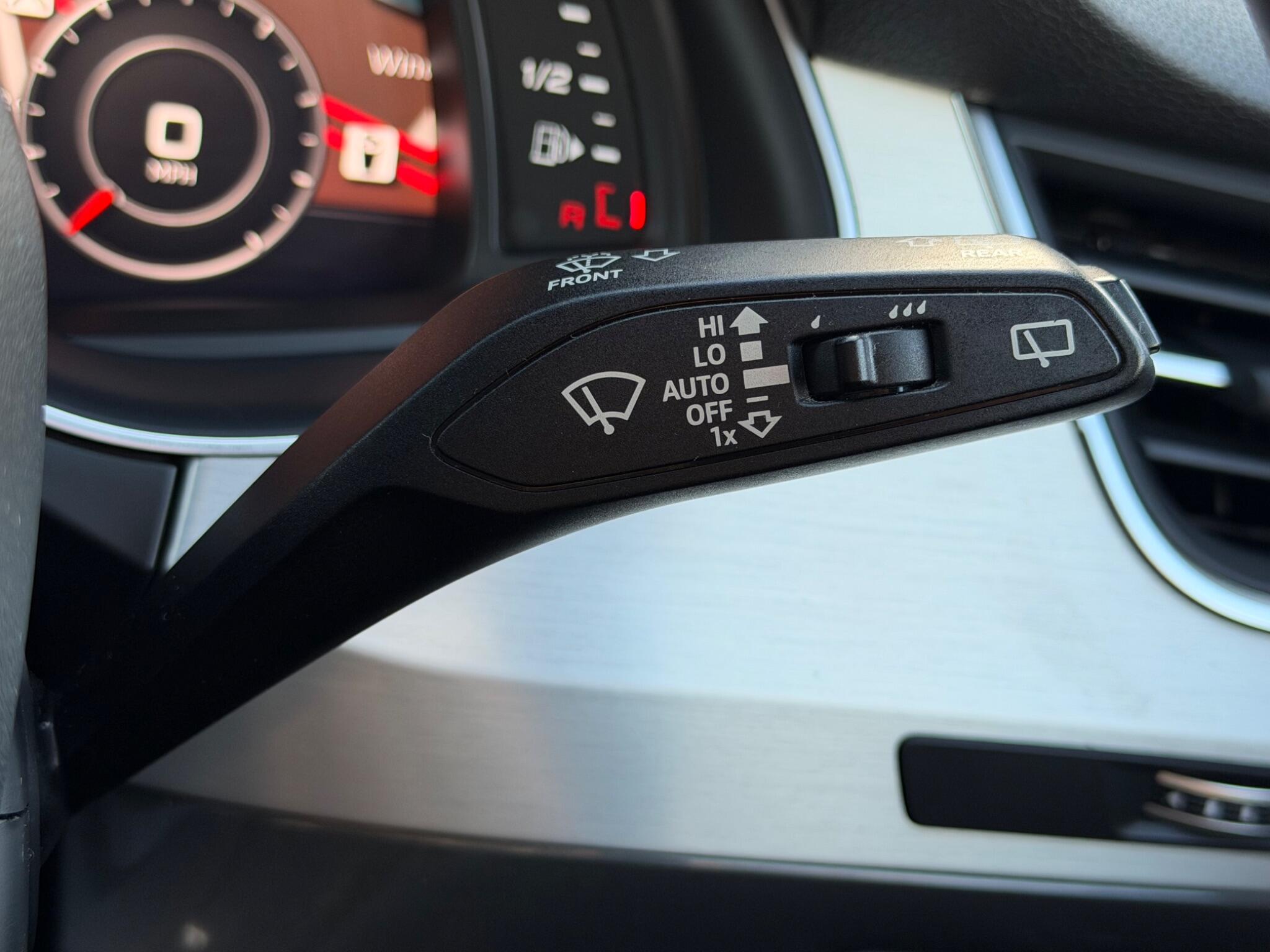 Audi Q7 view 51