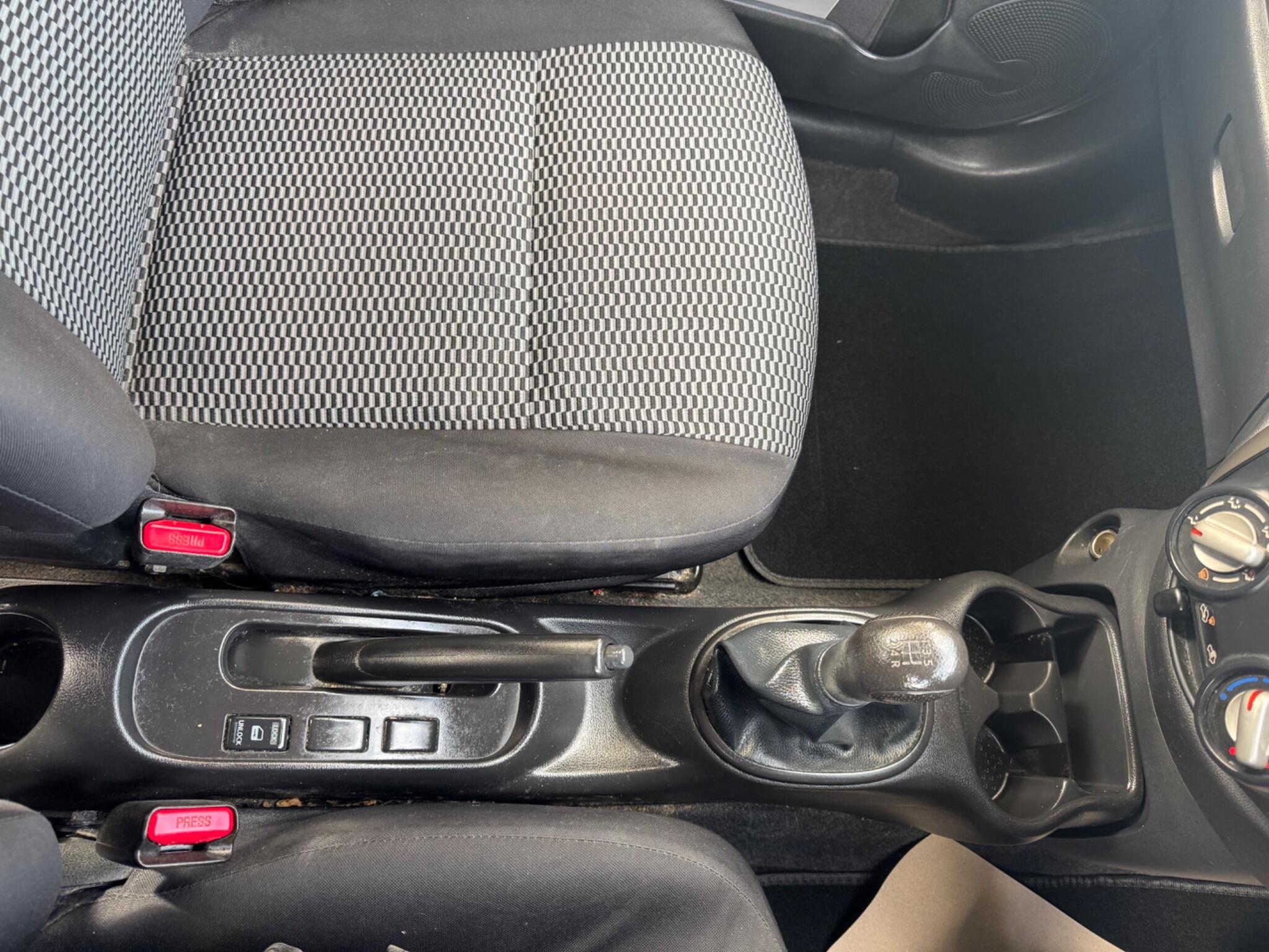 2013 Nissan Micra 1.2 Visia Euro 5 5dr • 72,869 miles image 10