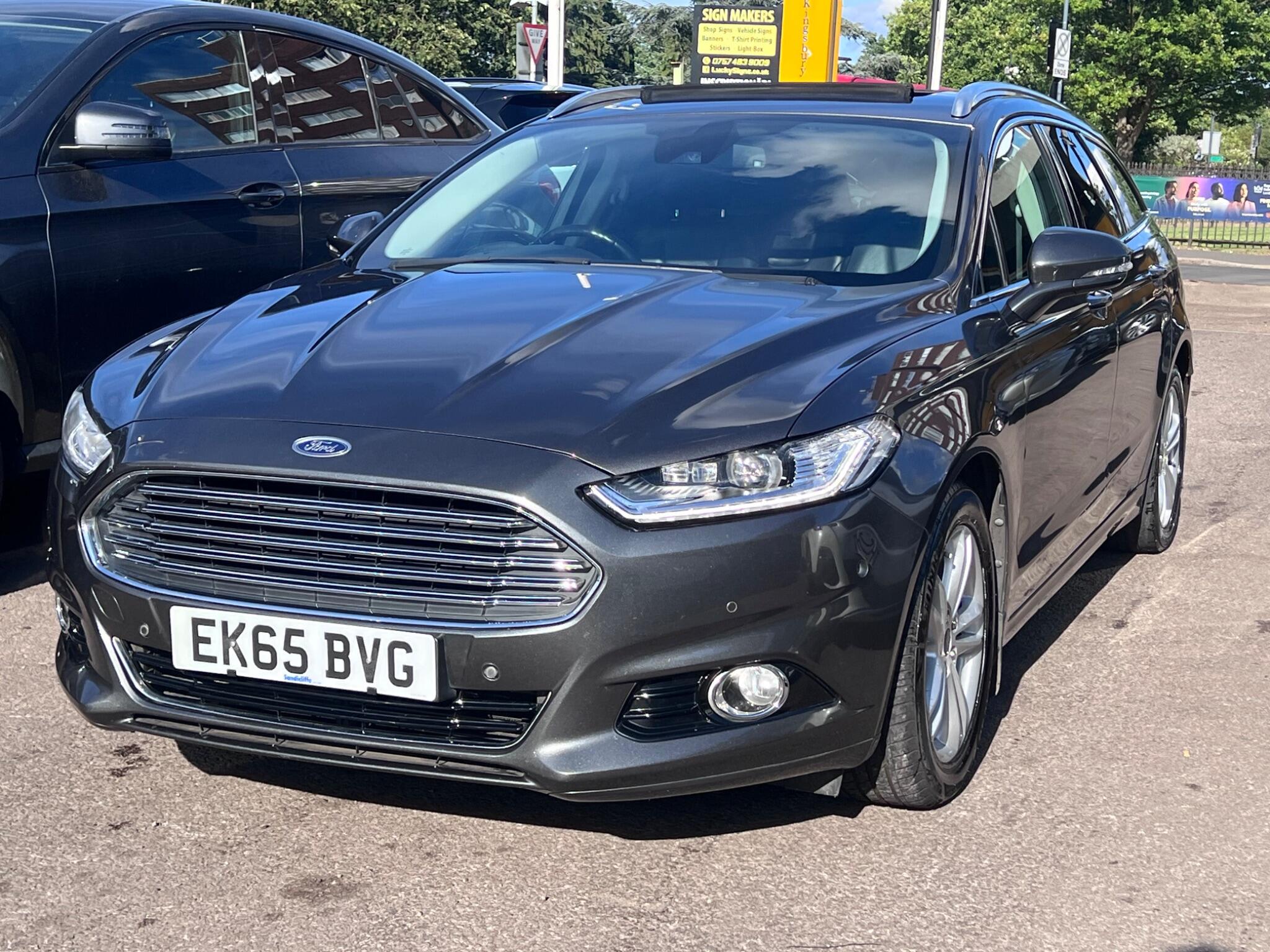 Ford Mondeo view 6