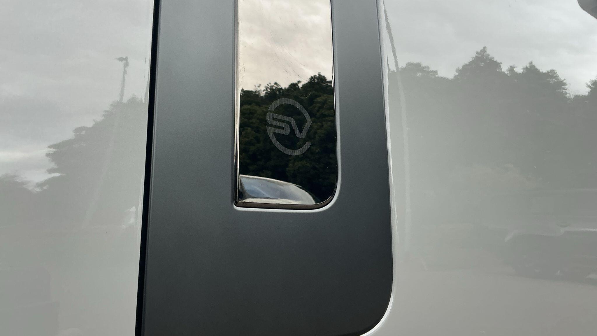 Land Rover Range Rover view 39