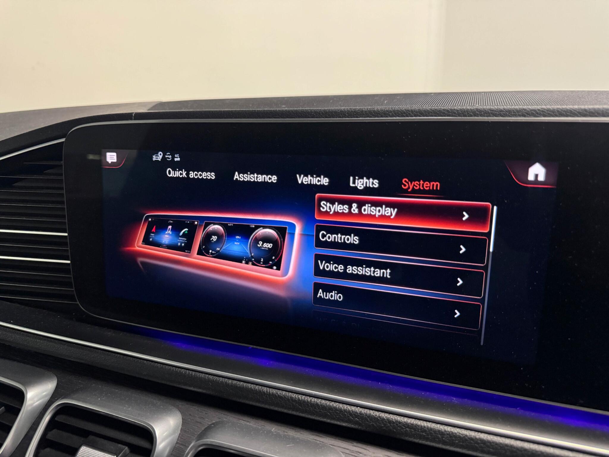 Mercedes-Benz GLE view 52