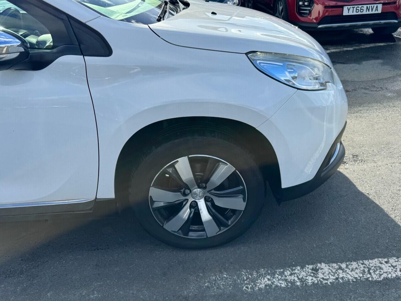 Peugeot 2008 view 25