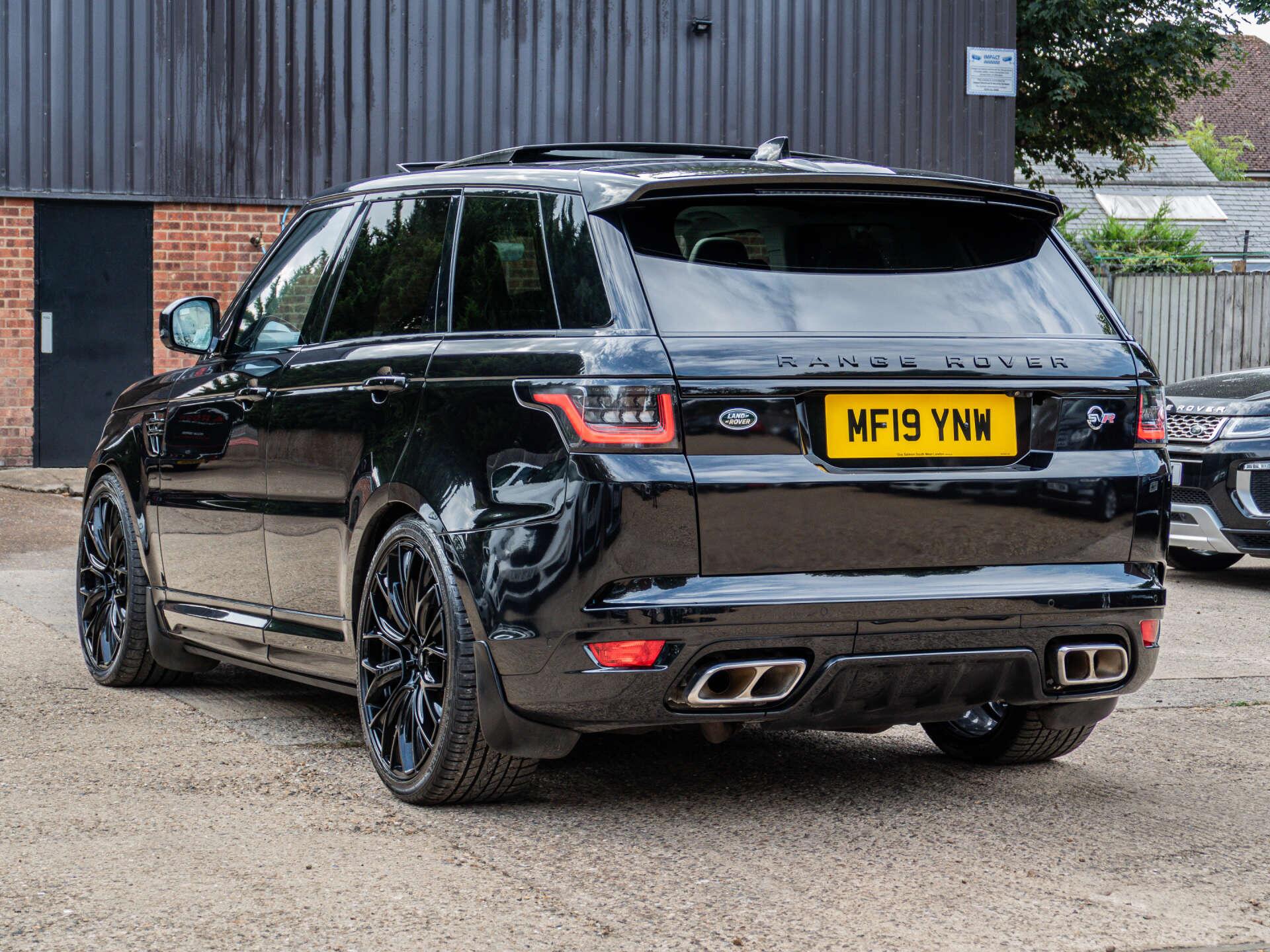 Land Rover Range Rover Sport view 13