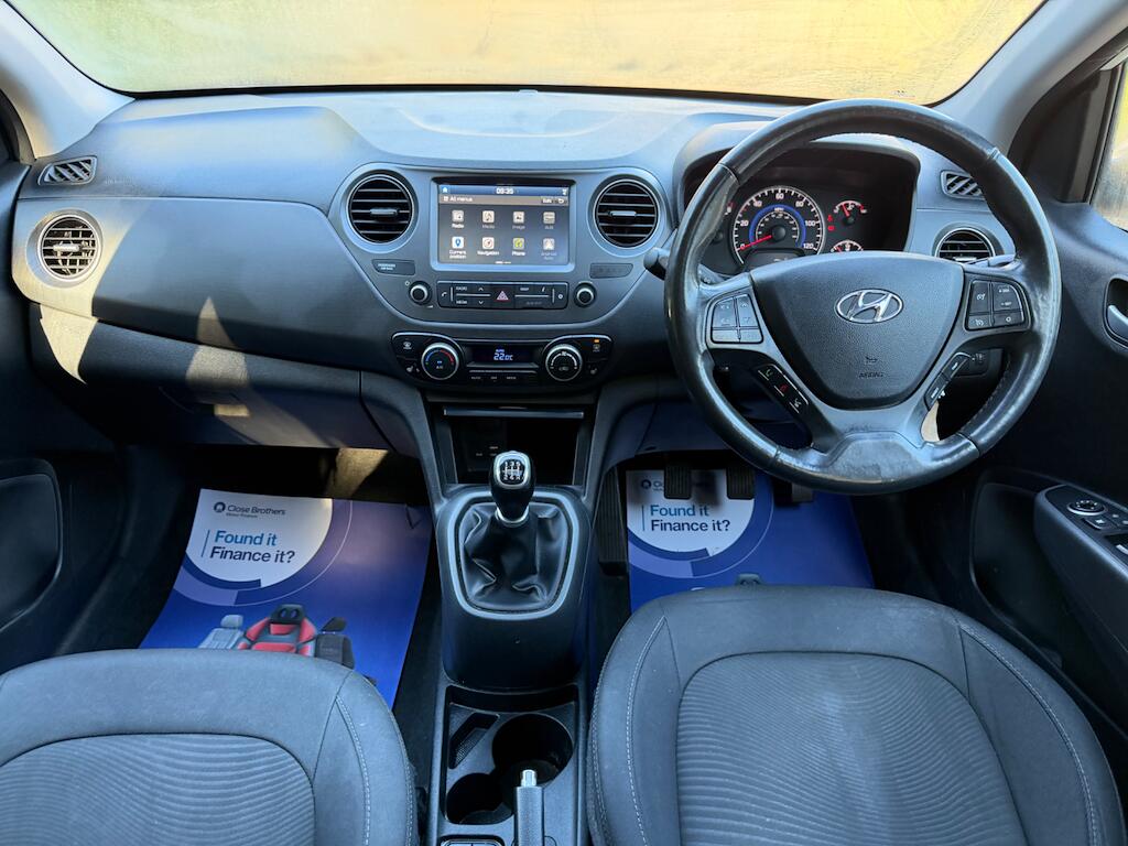 Hyundai I10 view 25