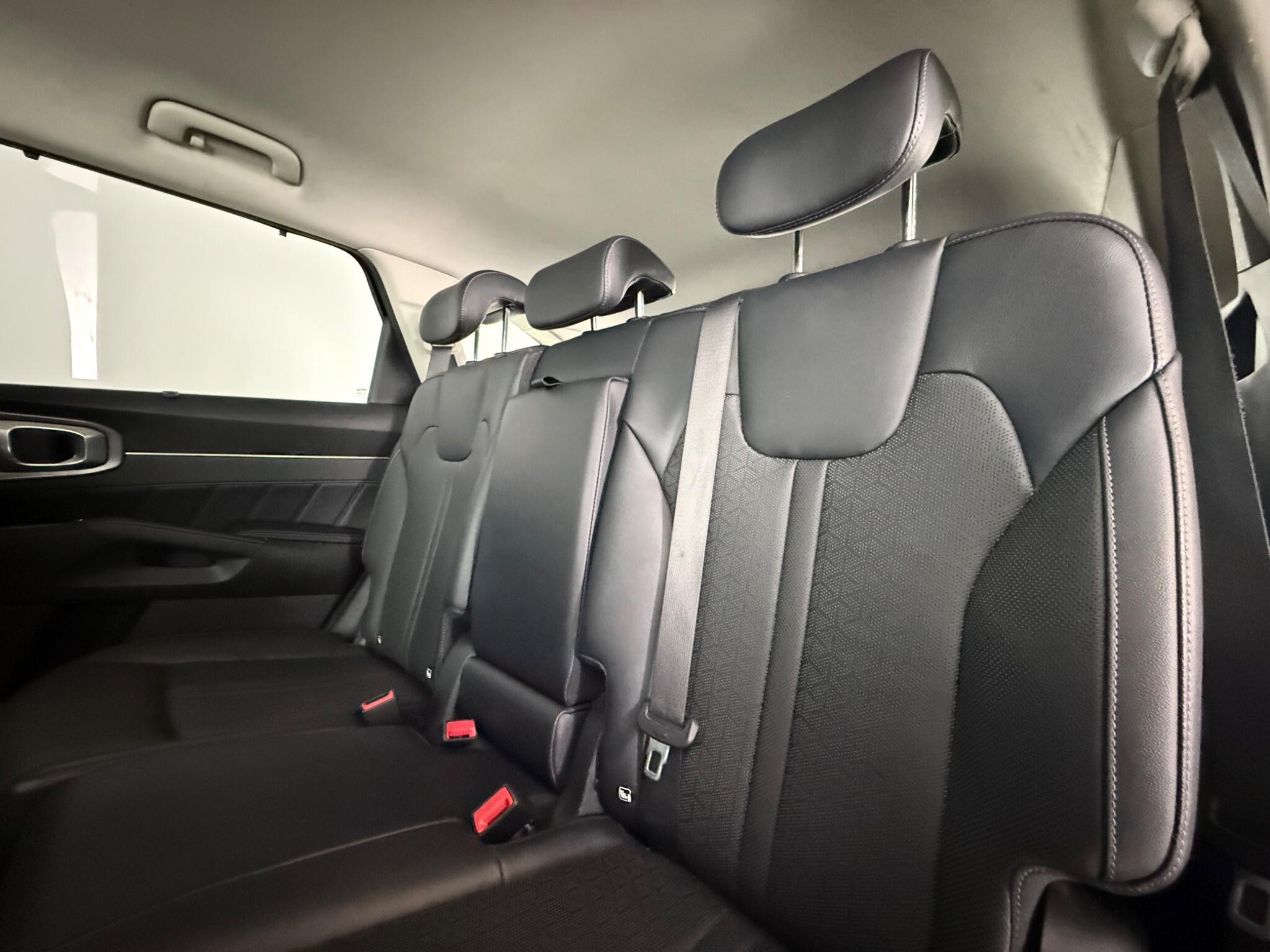 Kia Sorento view 35
