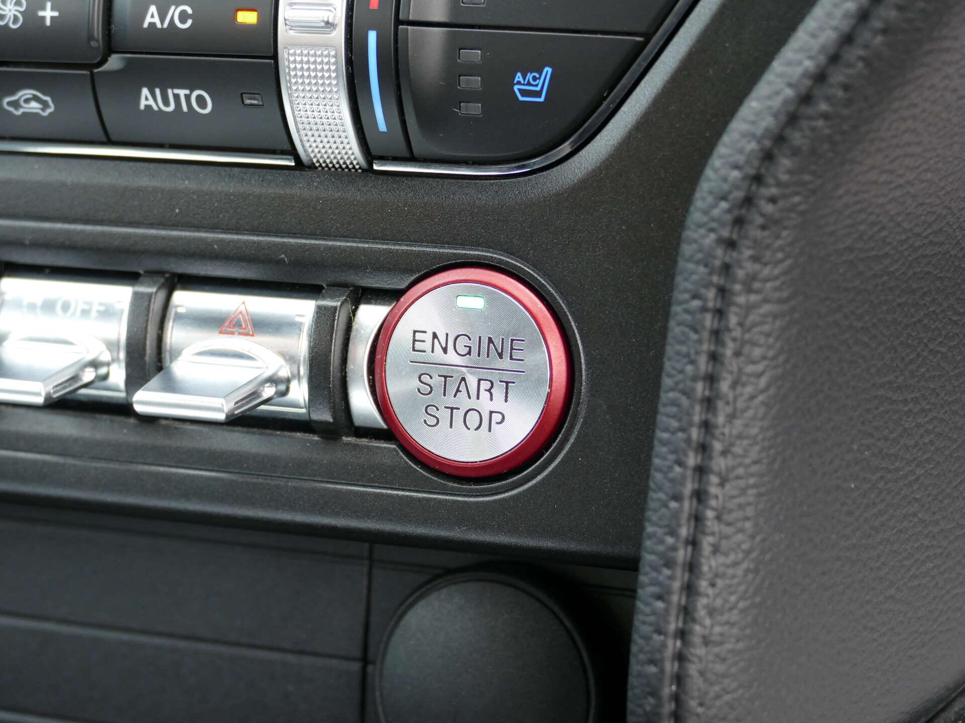 Ford Mustang view 44
