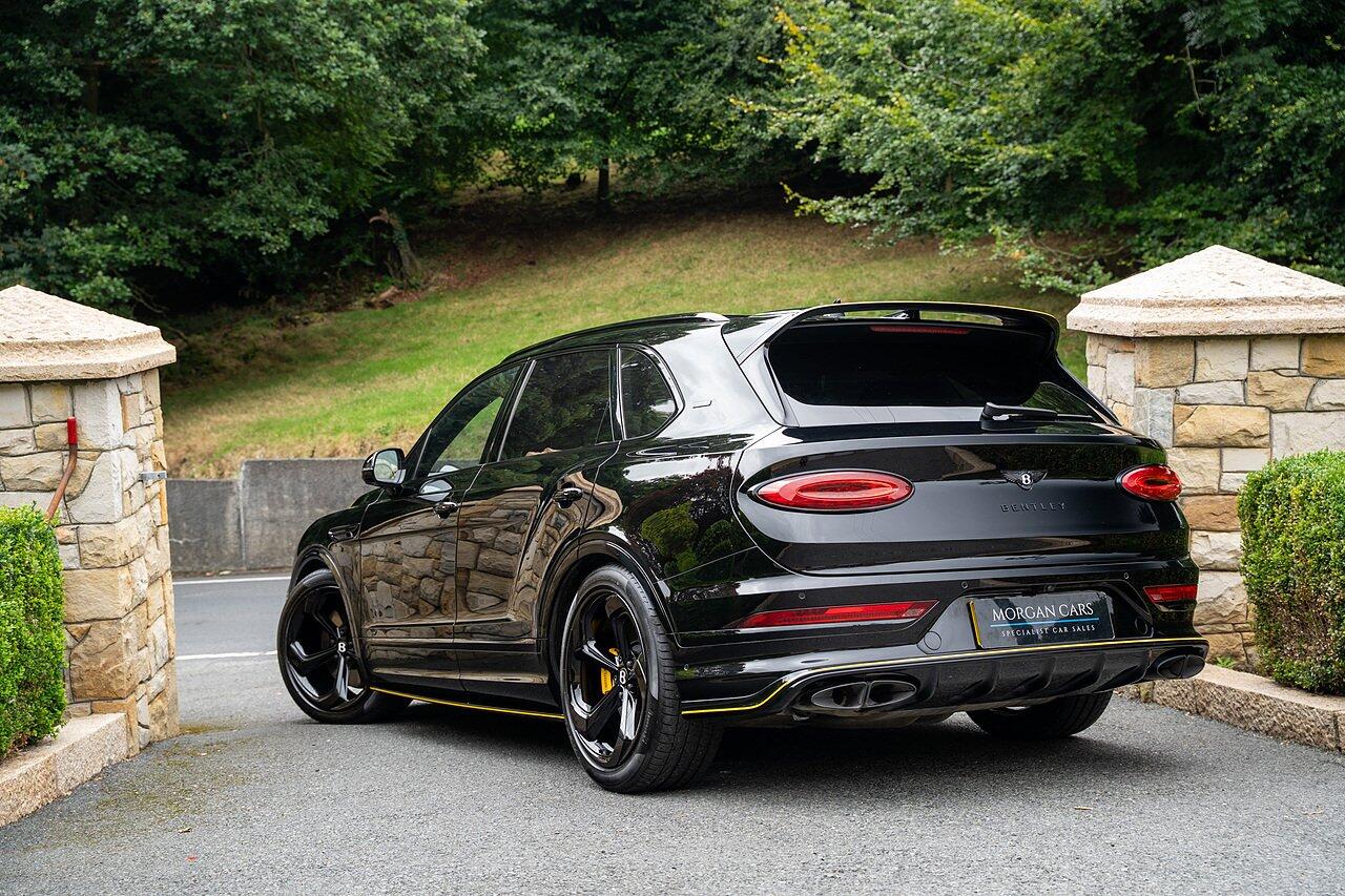 Bentley Bentayga view 111