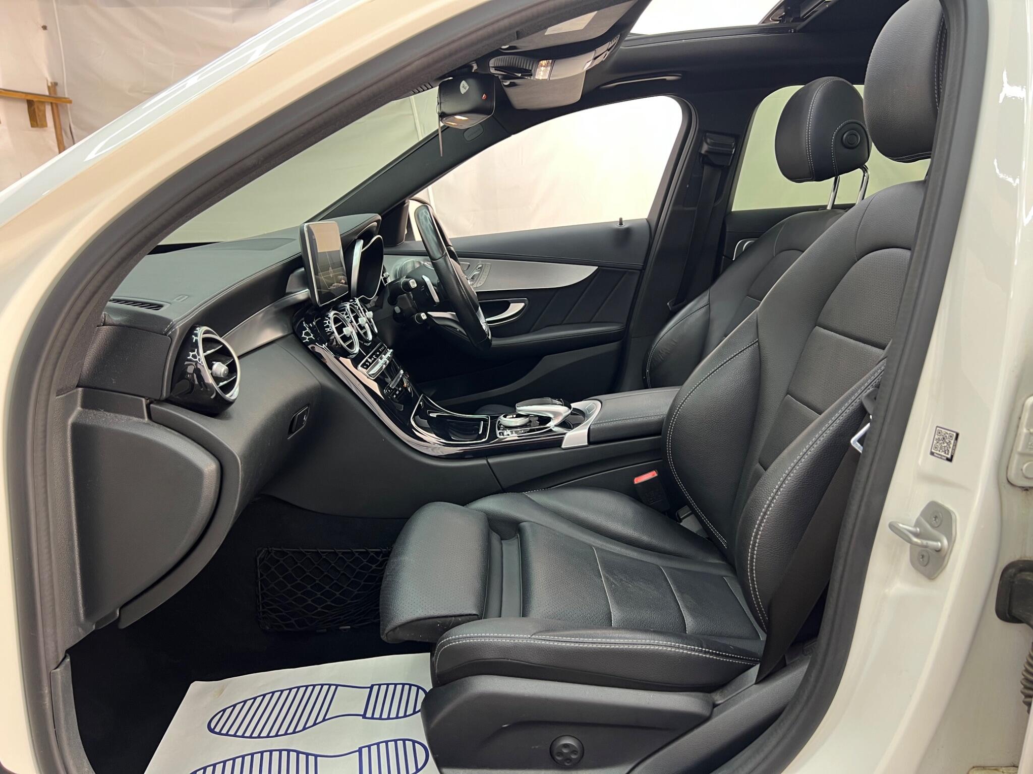 Mercedes-Benz C Class view 50