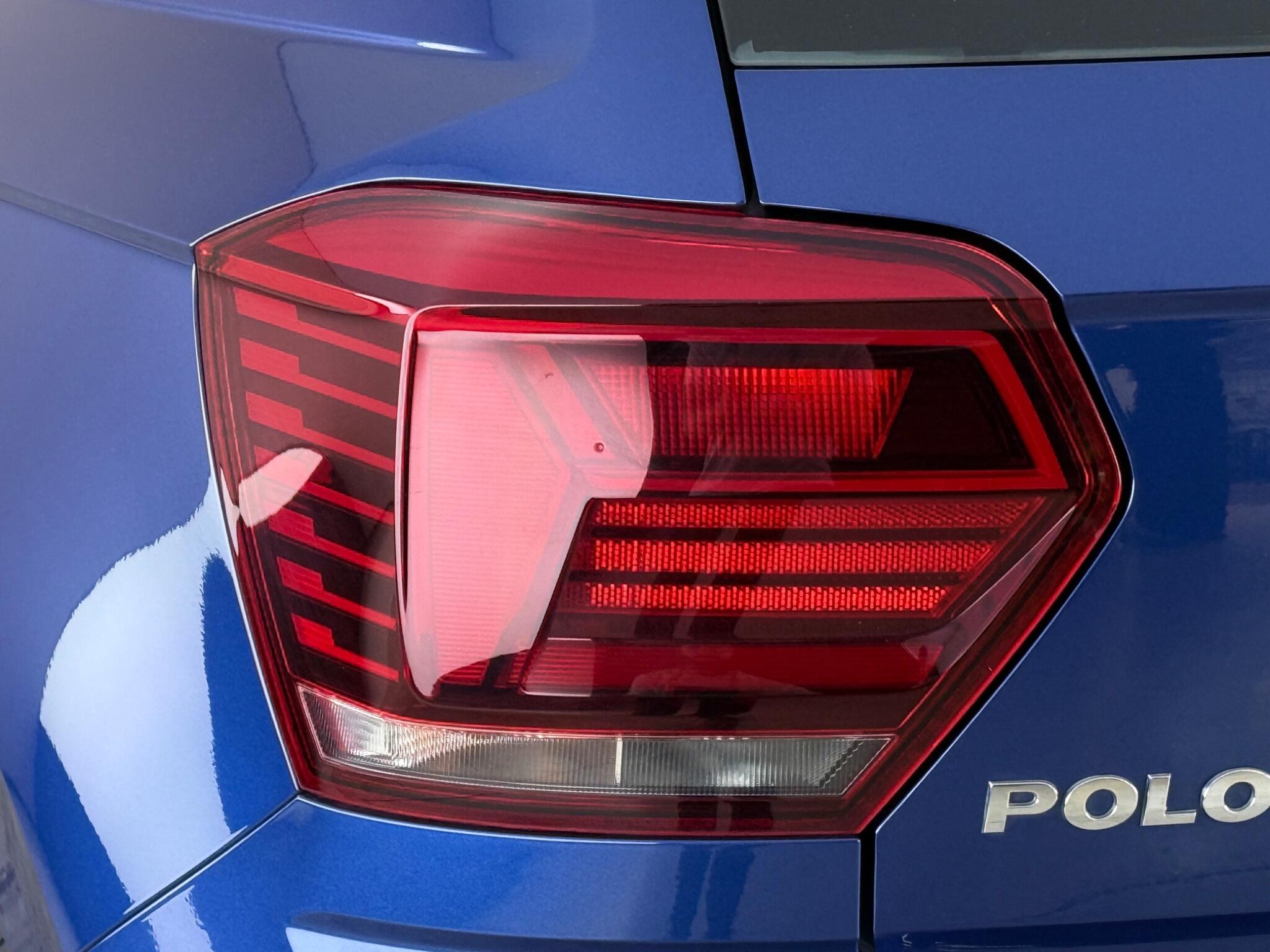 Volkswagen Polo view 6