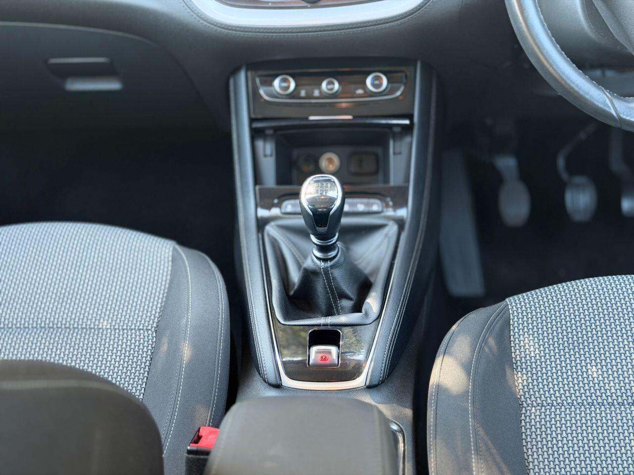 Vauxhall Grandland X view 10