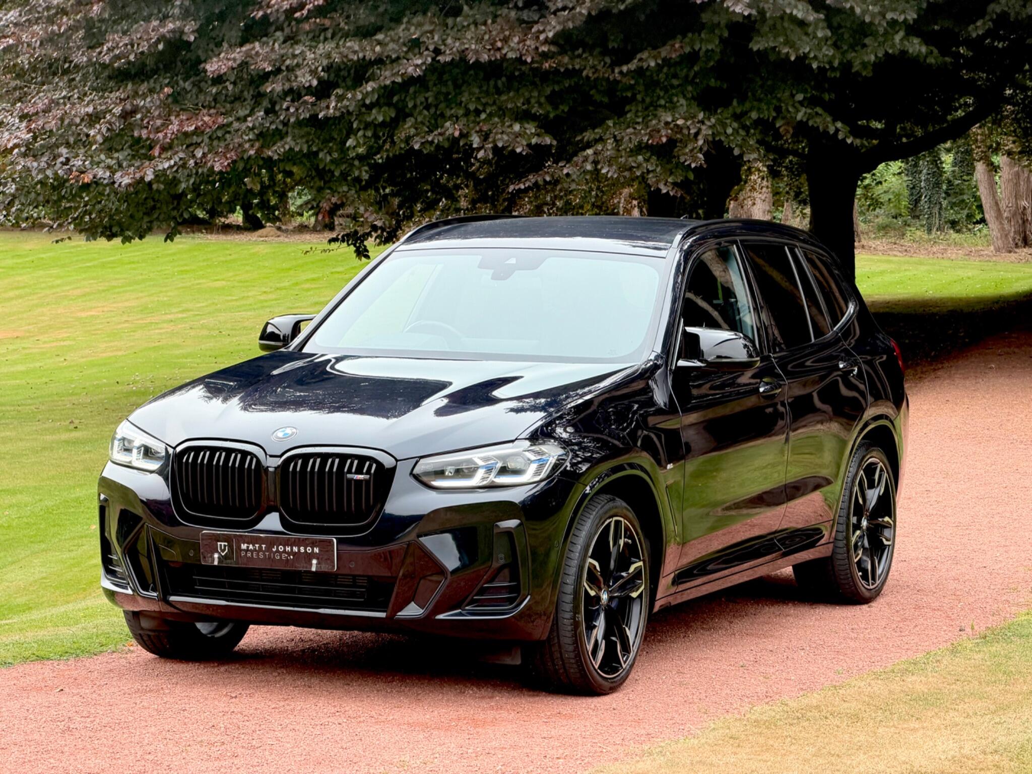 BMW X3 view 4