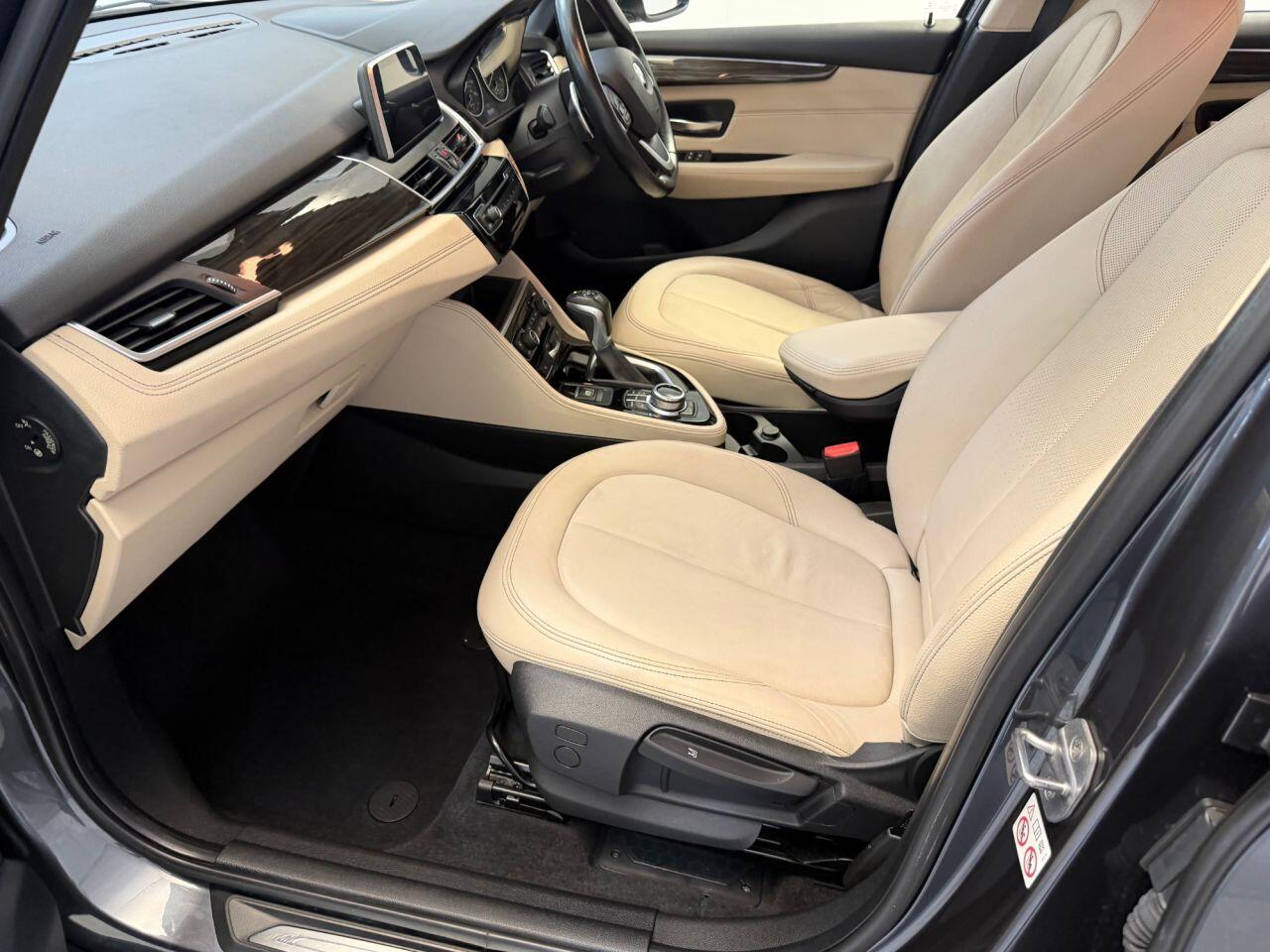 BMW 2 Series Active Tourer view 19