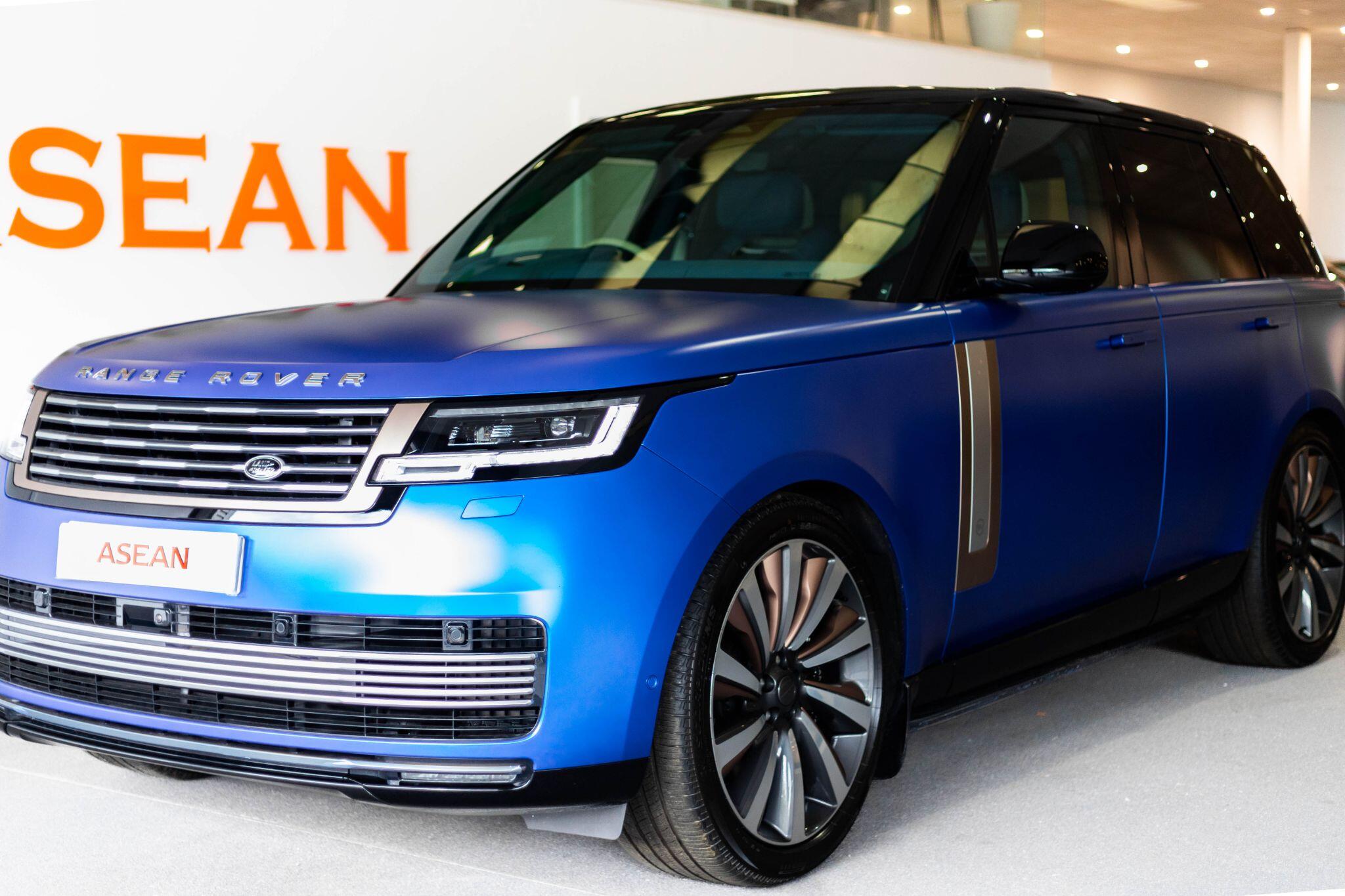 Land Rover Range Rover view 5