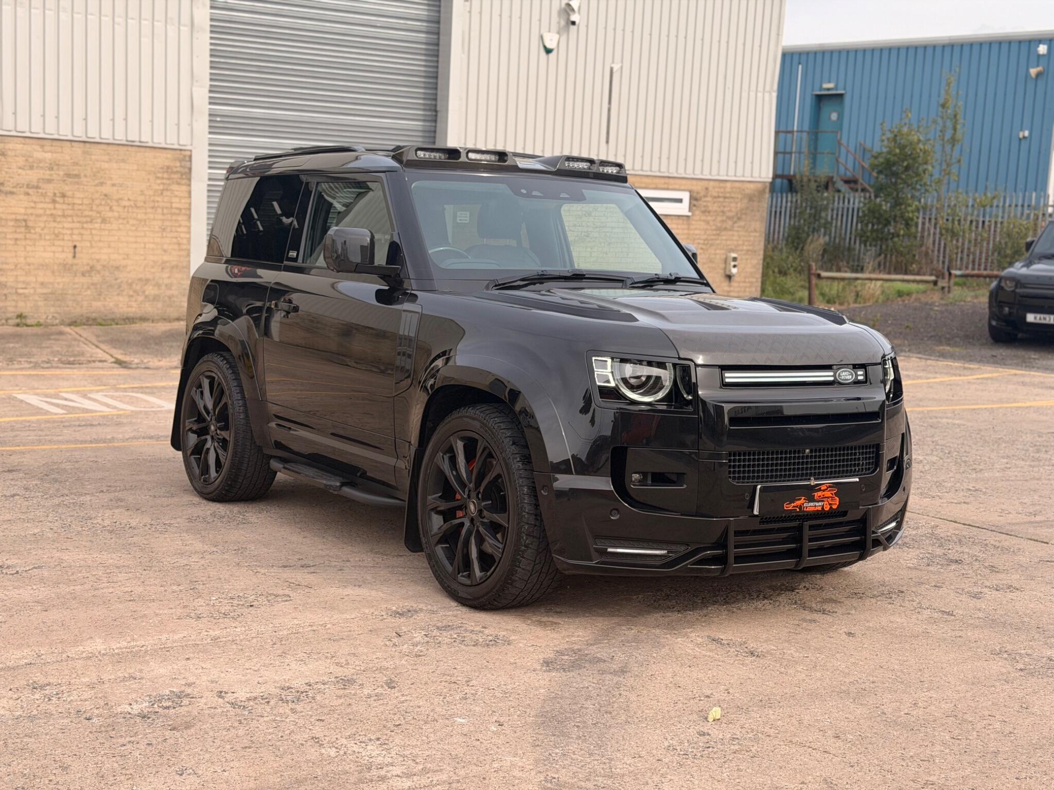 Land Rover Defender view 7