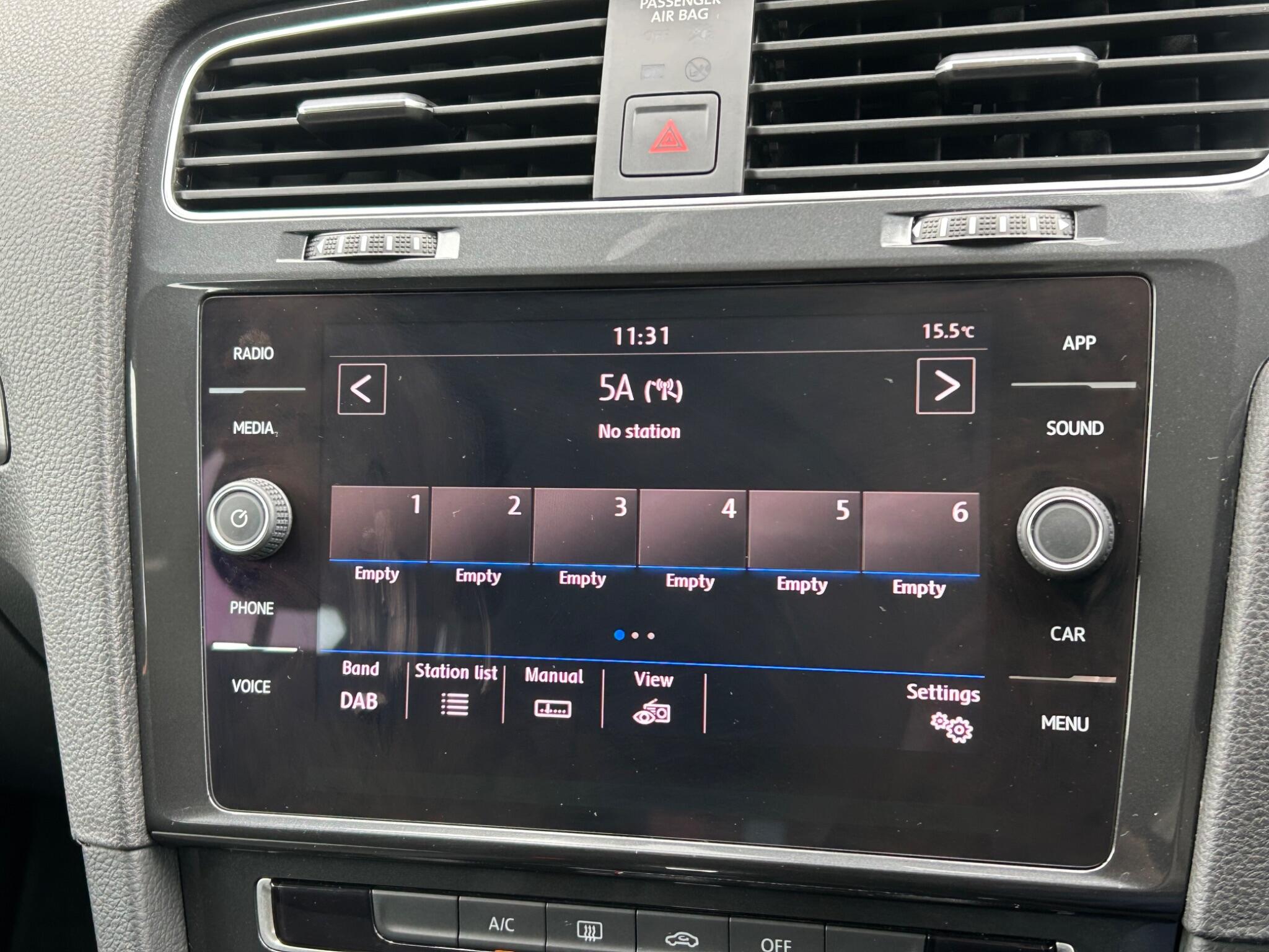 Volkswagen Golf view 43