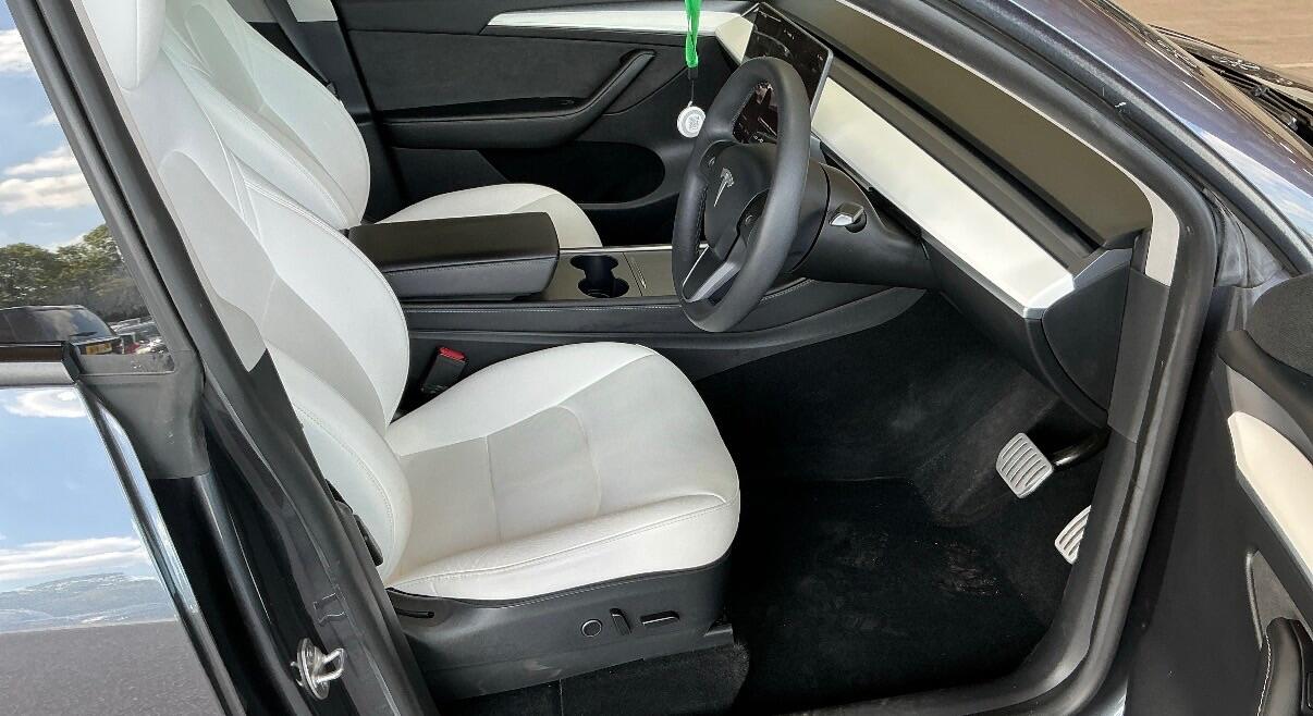 Tesla Model Y view 16