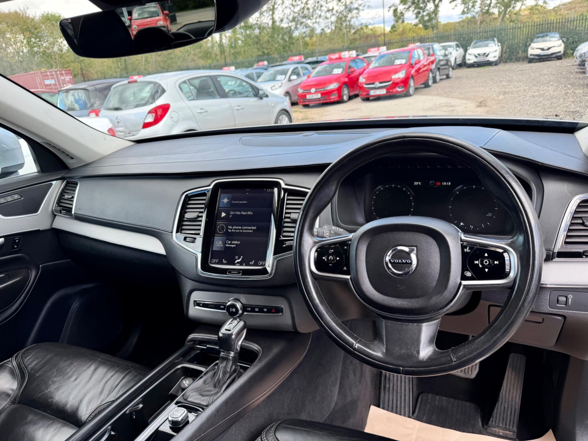 Volvo XC90 view 24