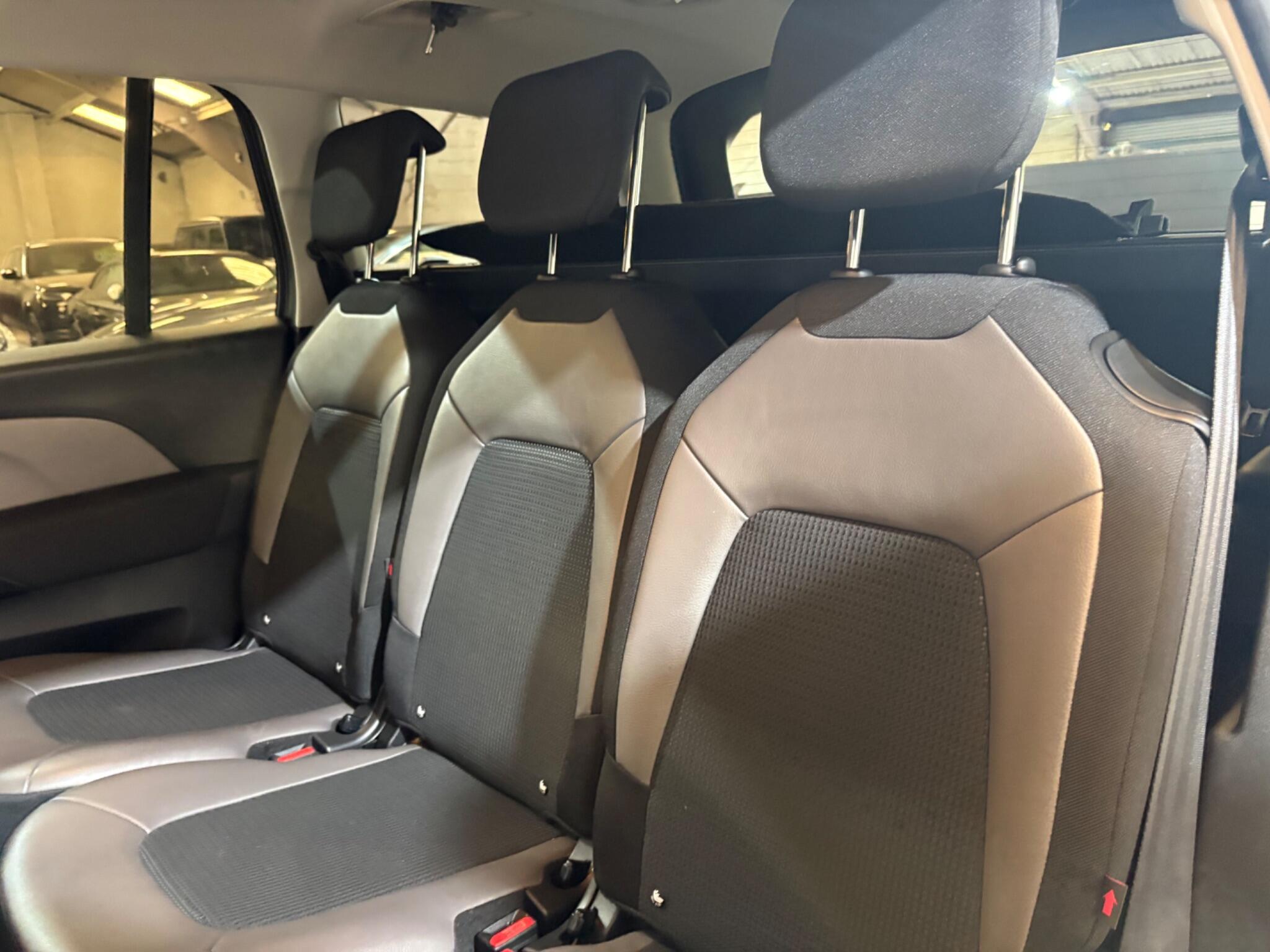 Citroen Grand C4 Spacetourer view 70