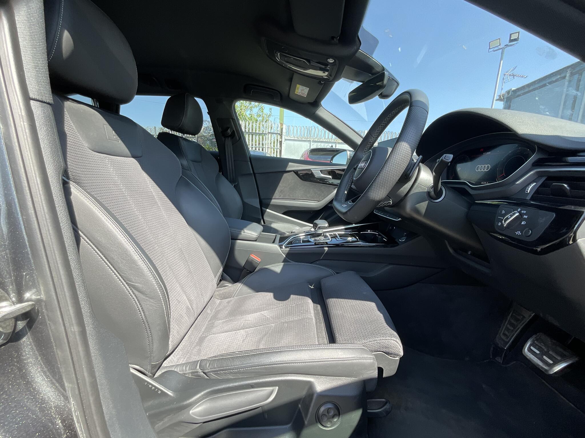 Audi A4 Avant view 9